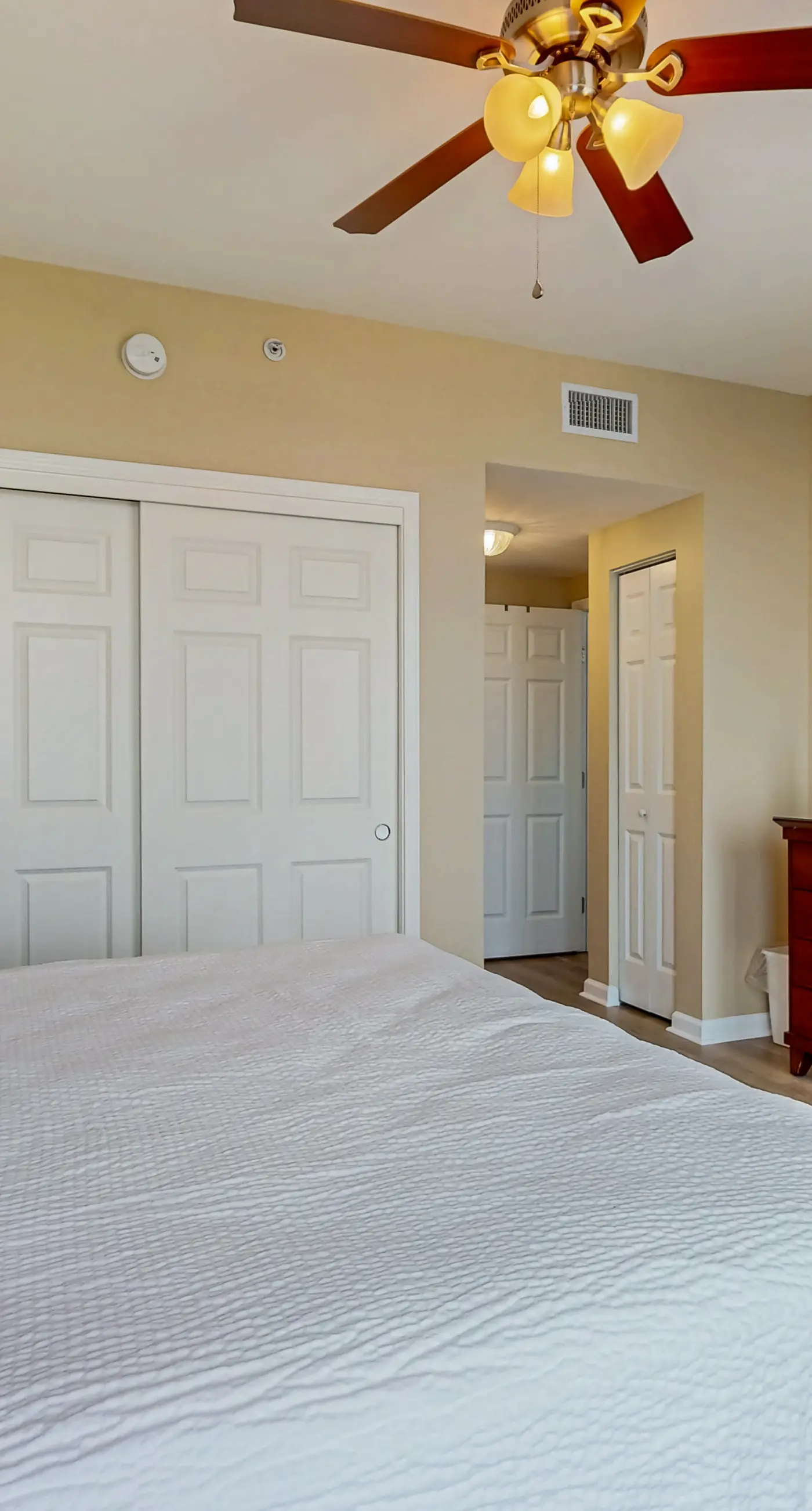 Cozy coastal condo with shared pool, lazy river and beach access