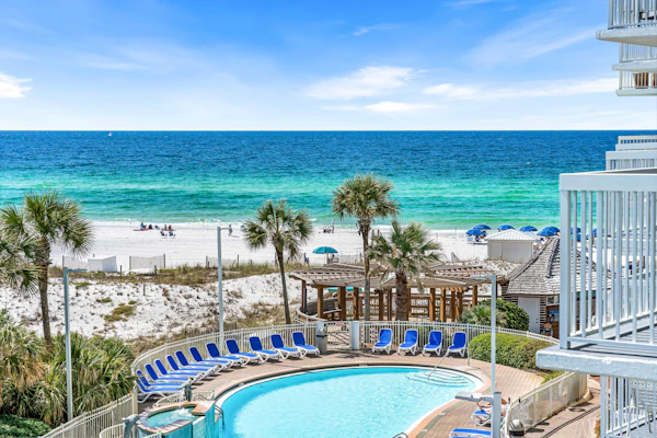 Pelican Beach Resort 415