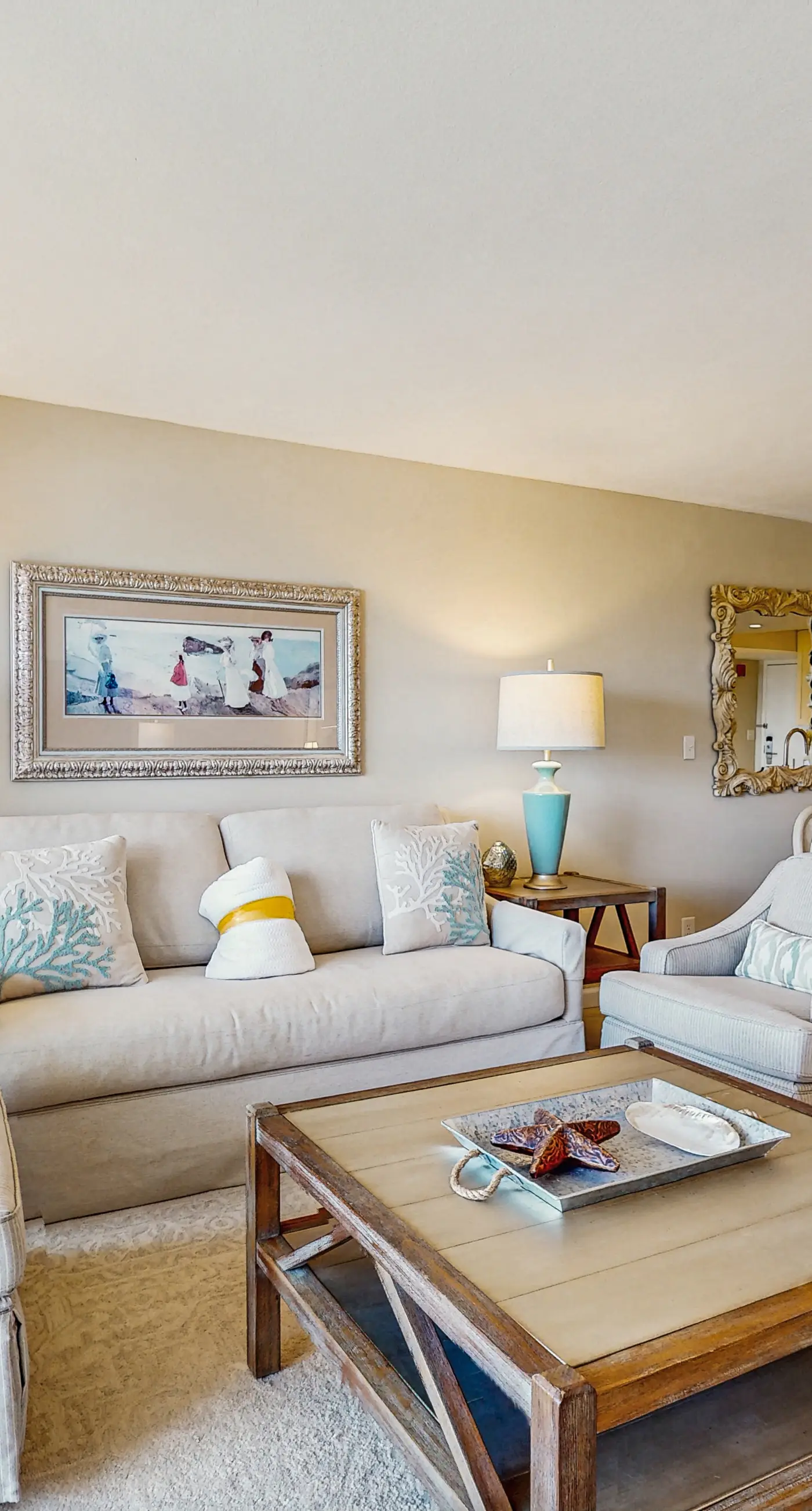 Gorgeous gulfront condo with shared pool and easy beach access