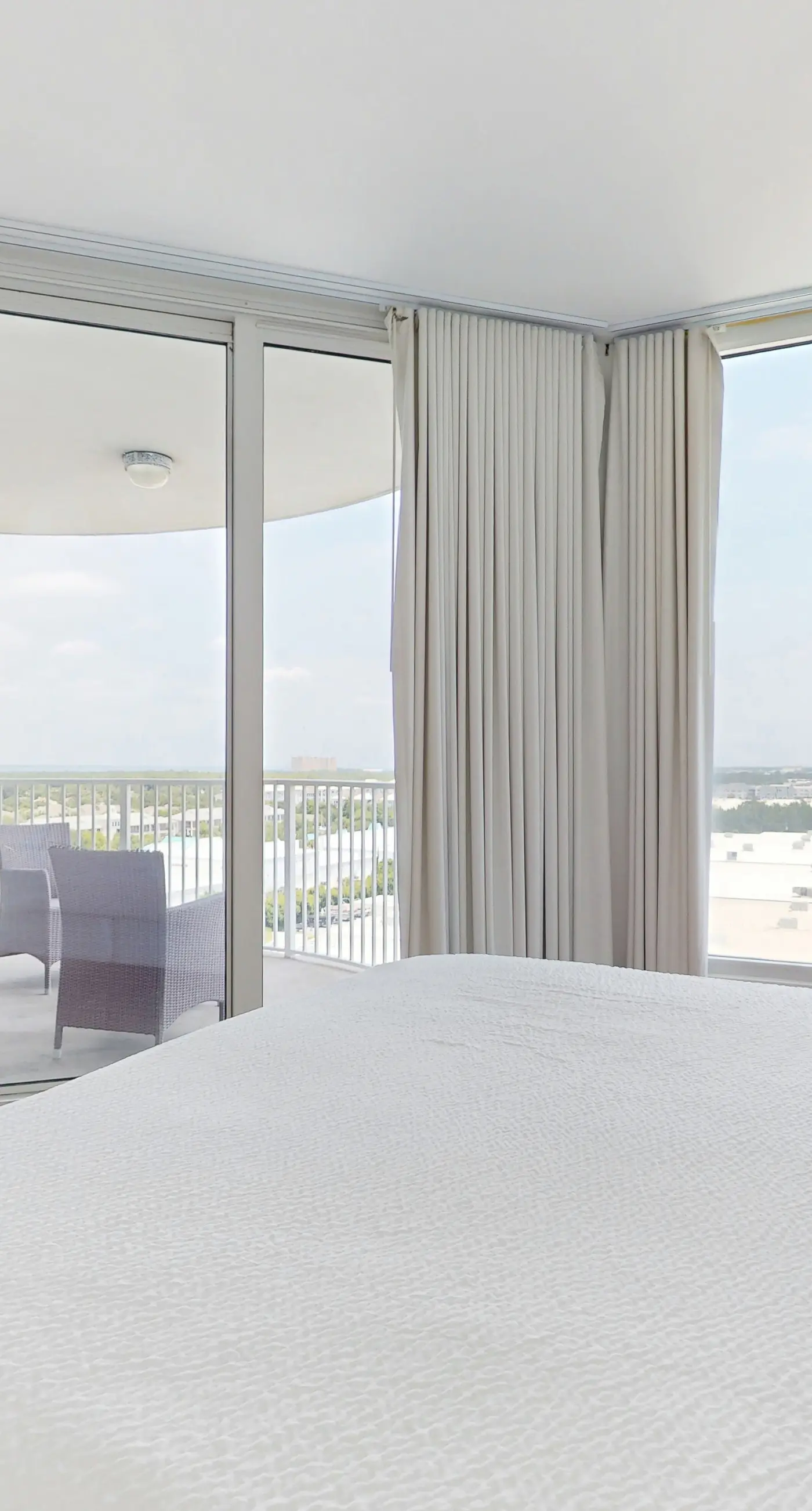 Cozy coastal condo with shared pool w/lazy river and beach access