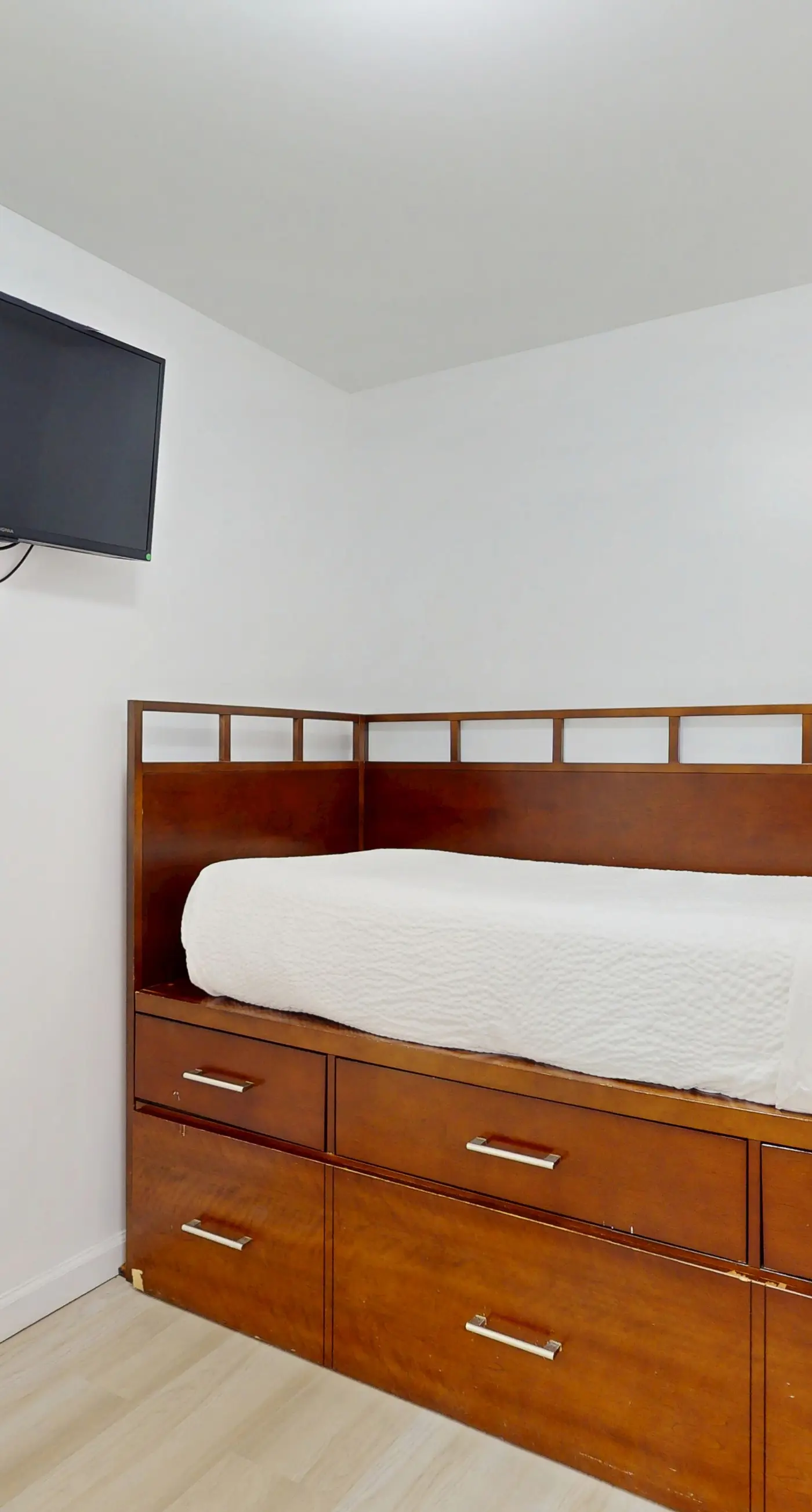 Cozy coastal condo with shared pool w/lazy river and beach access