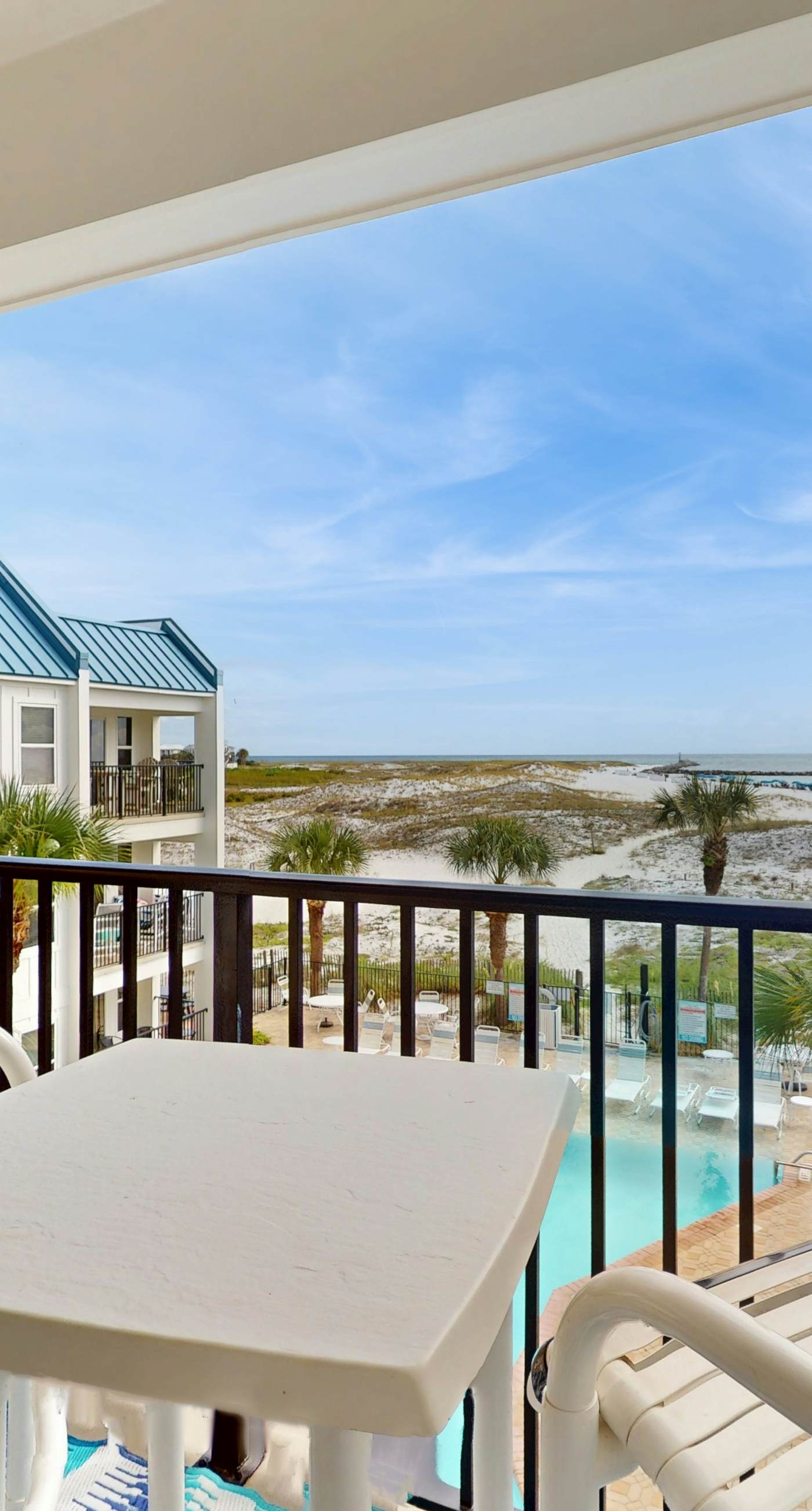 Poolside Villas 306