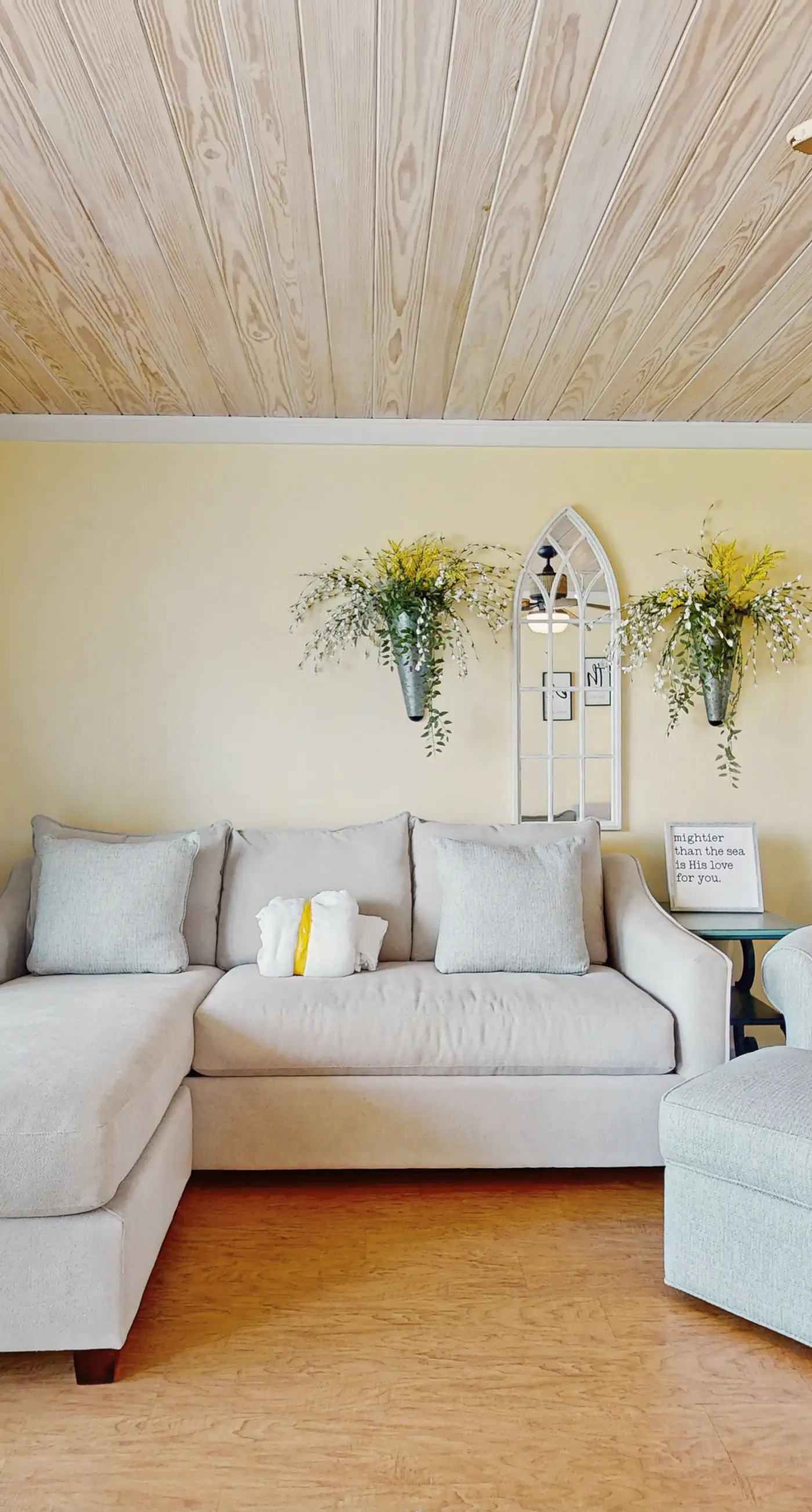 Calming condo with hot tub, tennis court, pool, & balcony