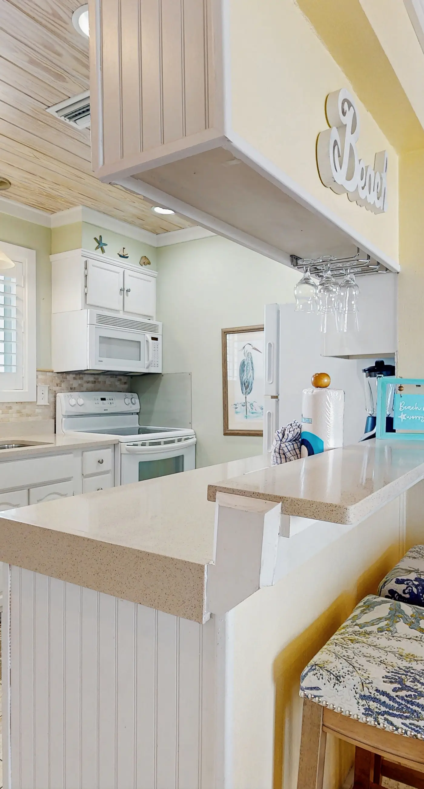 Calming condo with hot tub, tennis court, pool, & balcony