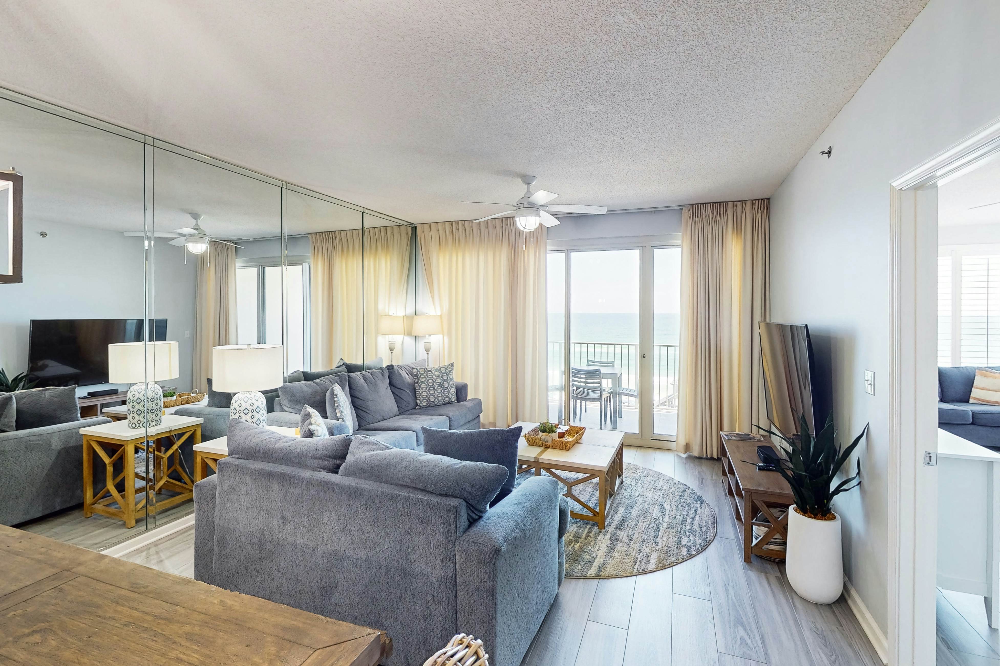 Gorgeous coastal home with plenty of space and easy beach access