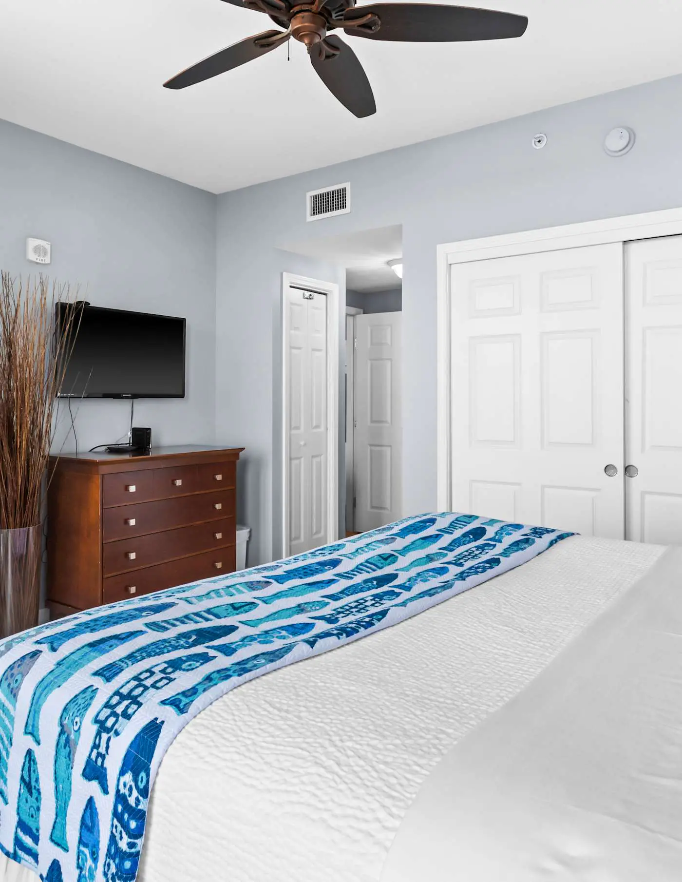 Gorgeous coastal condo with shared pool and private balcony