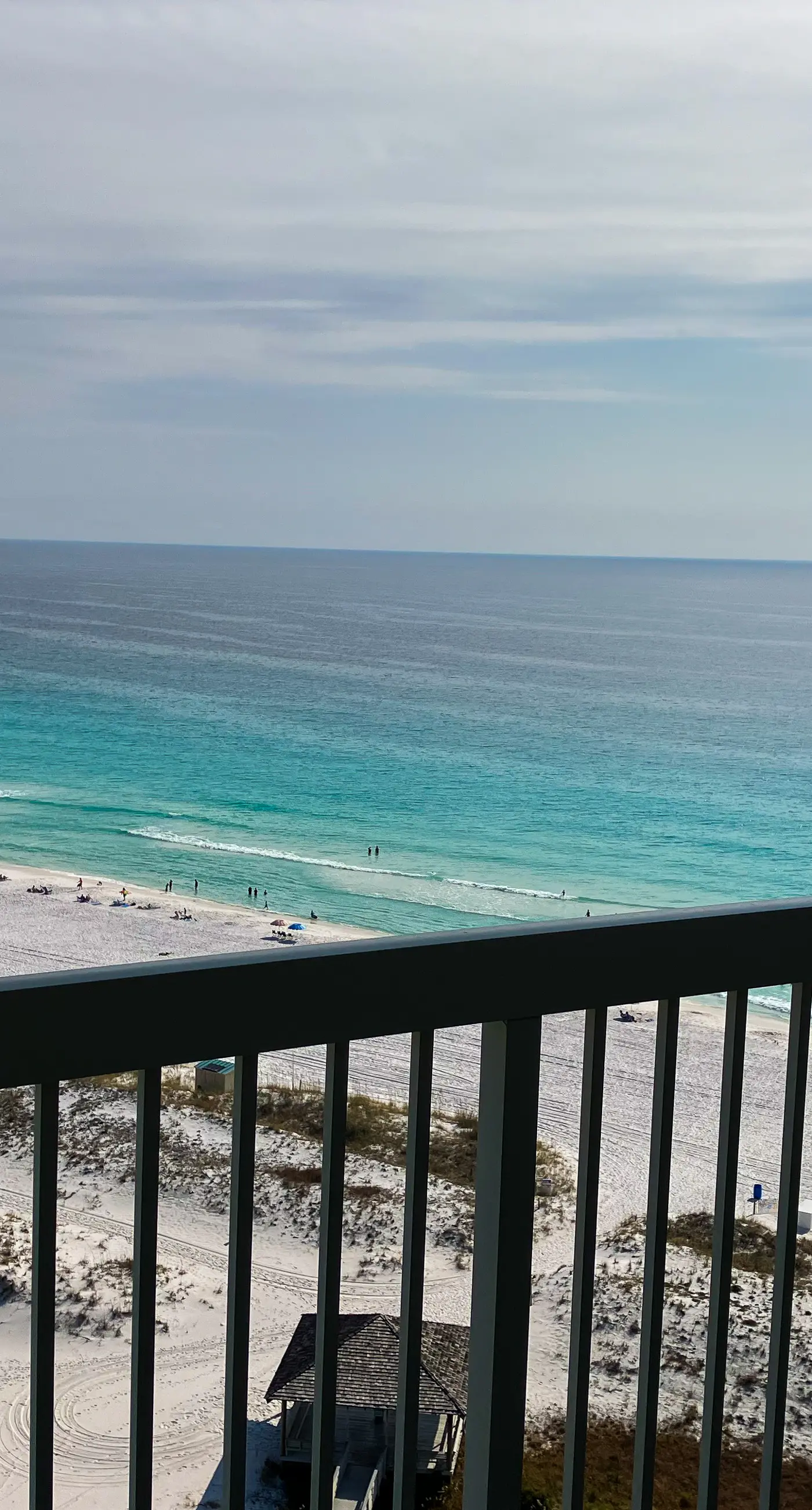Coastal condo with Gulf views, washer and dryer, Wifi, Community pool