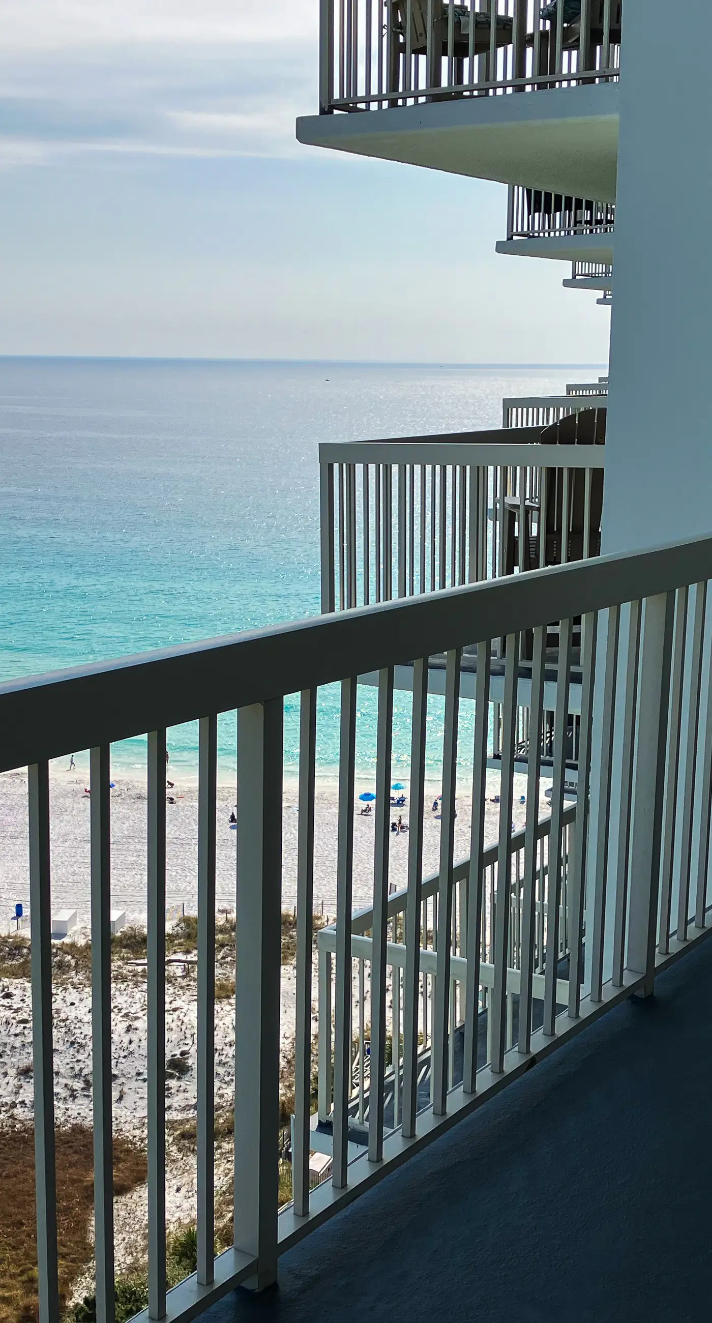 Coastal condo with Gulf views, washer and dryer, Wifi, Community pool