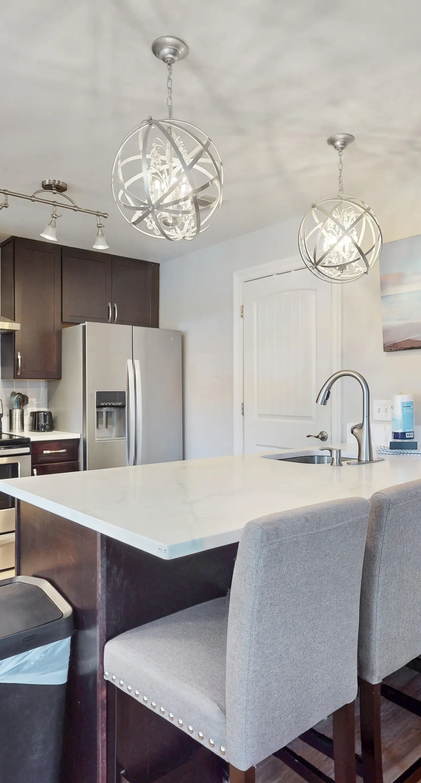 Chic coastal home w private pool, close to downtown & beach