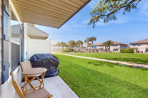 Two-story townhome near the beach with WiFi, washer and dryer.