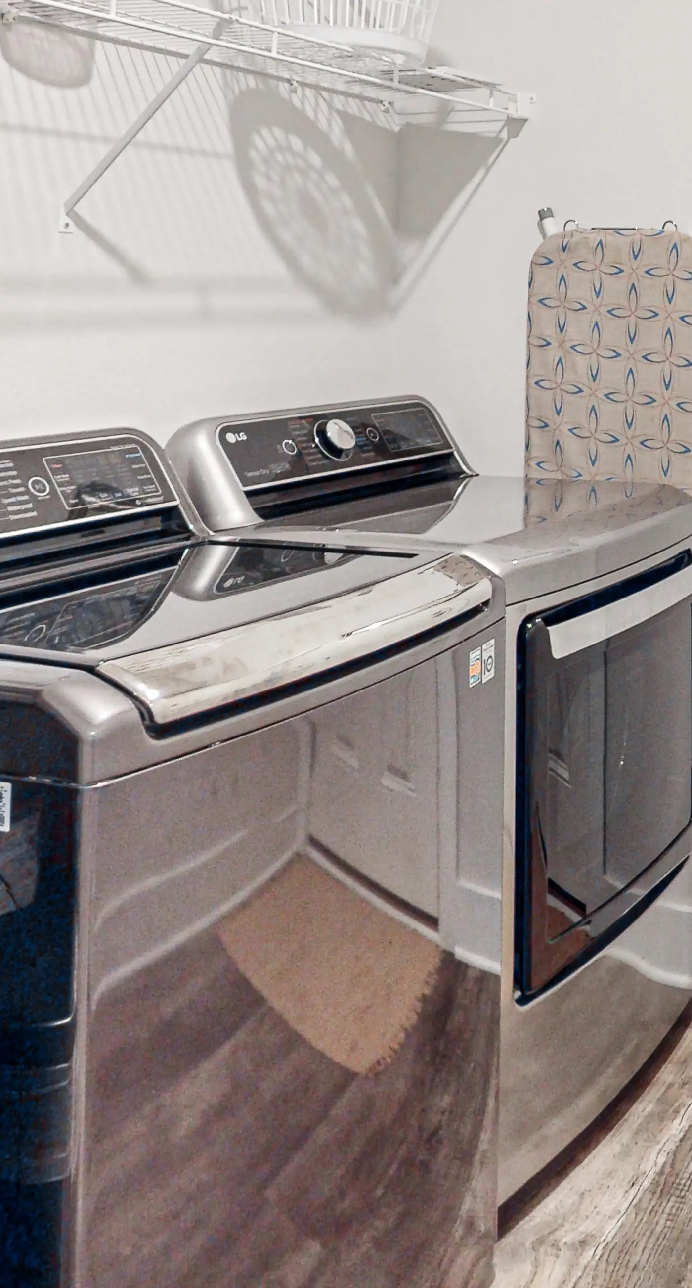 Gorgeous coastal home w/ plenty of space, close to everything - dog friendly