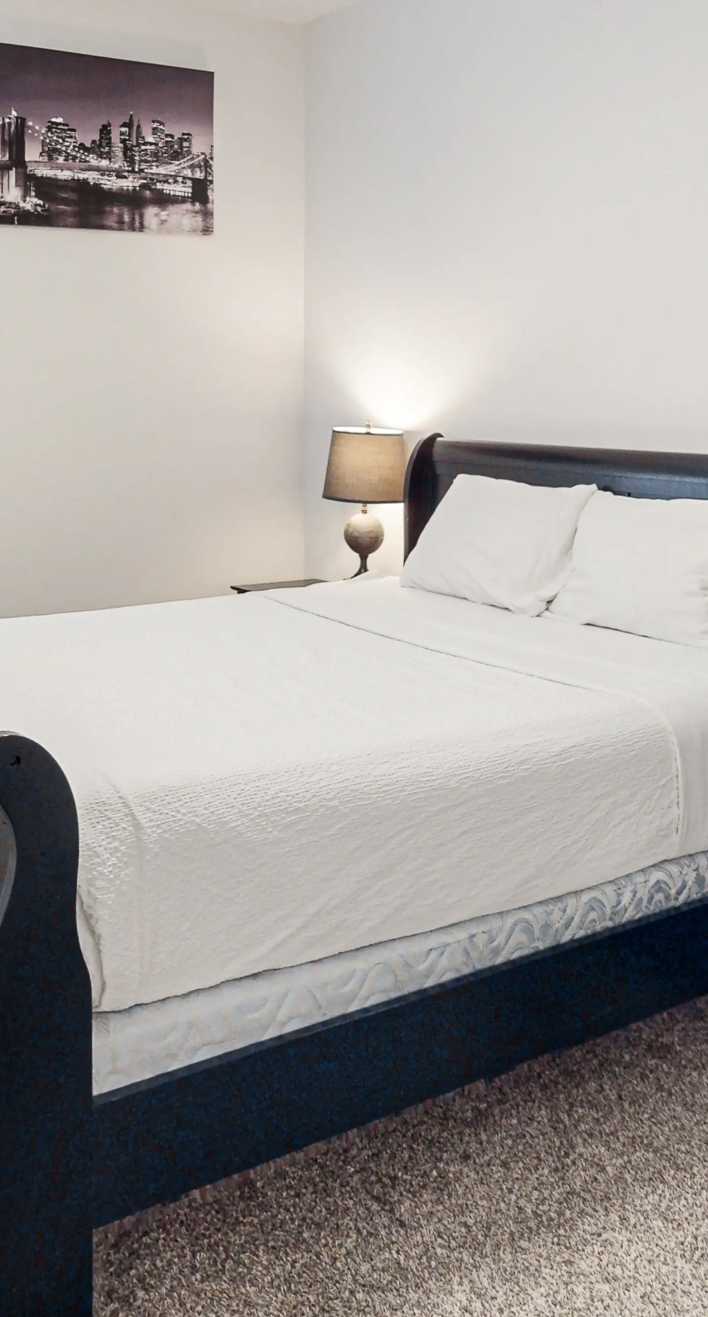 Gorgeous coastal home w/ plenty of space, close to everything - dog friendly