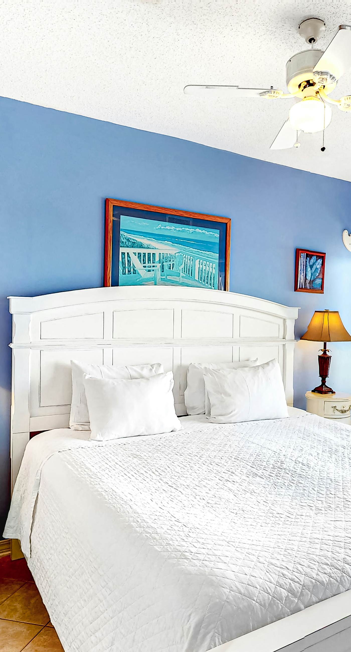 Incredible Gulf Front Condo Onsite Pools, Fitness Center, Dry Sauna