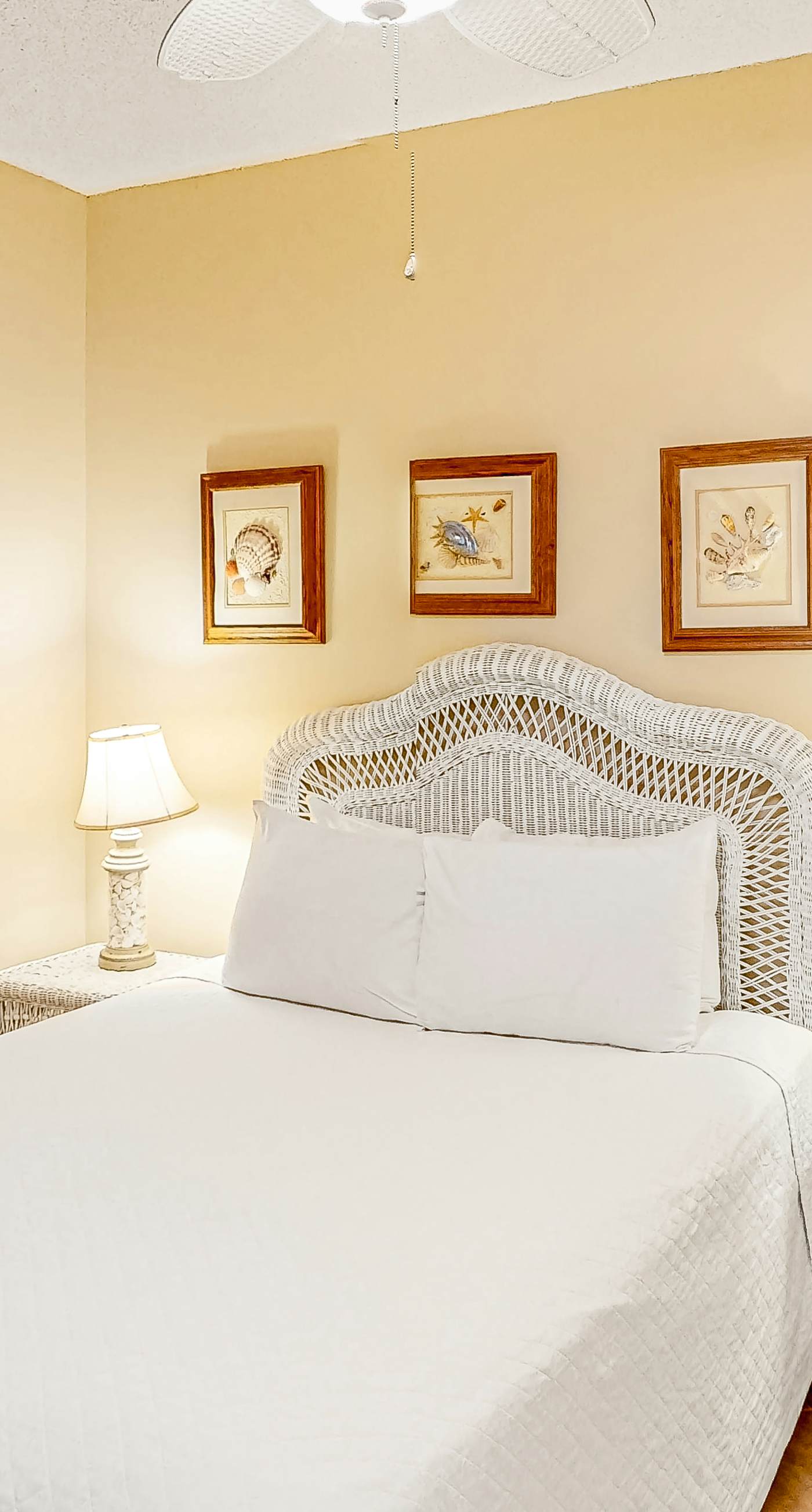 Incredible Gulf Front Condo Onsite Pools, Fitness Center, Dry Sauna