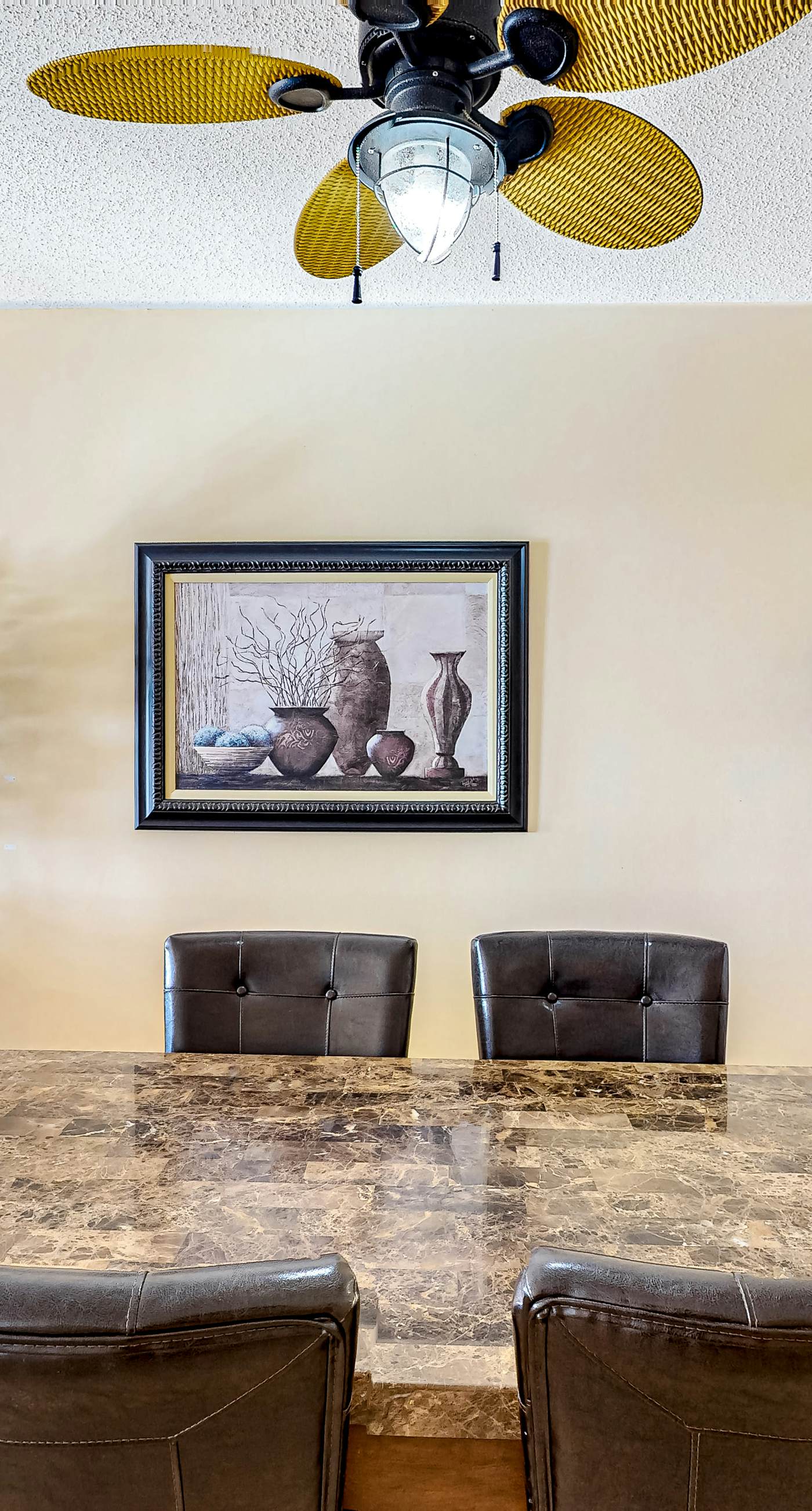 Incredible Gulf Front Condo Onsite Pools, Fitness Center, Dry Sauna