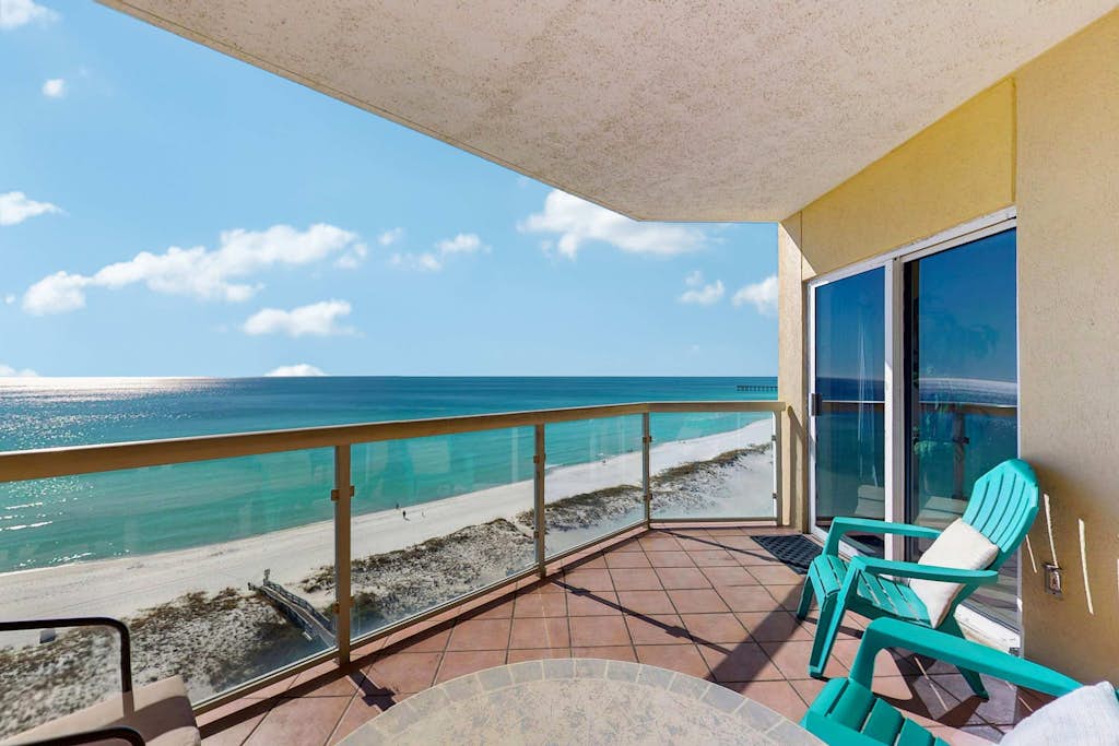 Incredible Gulf Front Condo Onsite Pools, Fitness Center, Dry Sauna