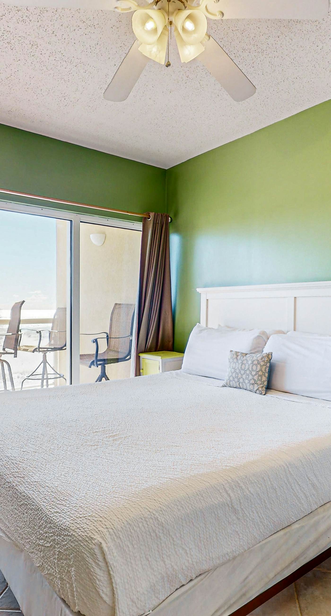 Partial Gulf View, Community Pools, Onsite Fitness Center, Free WiFi