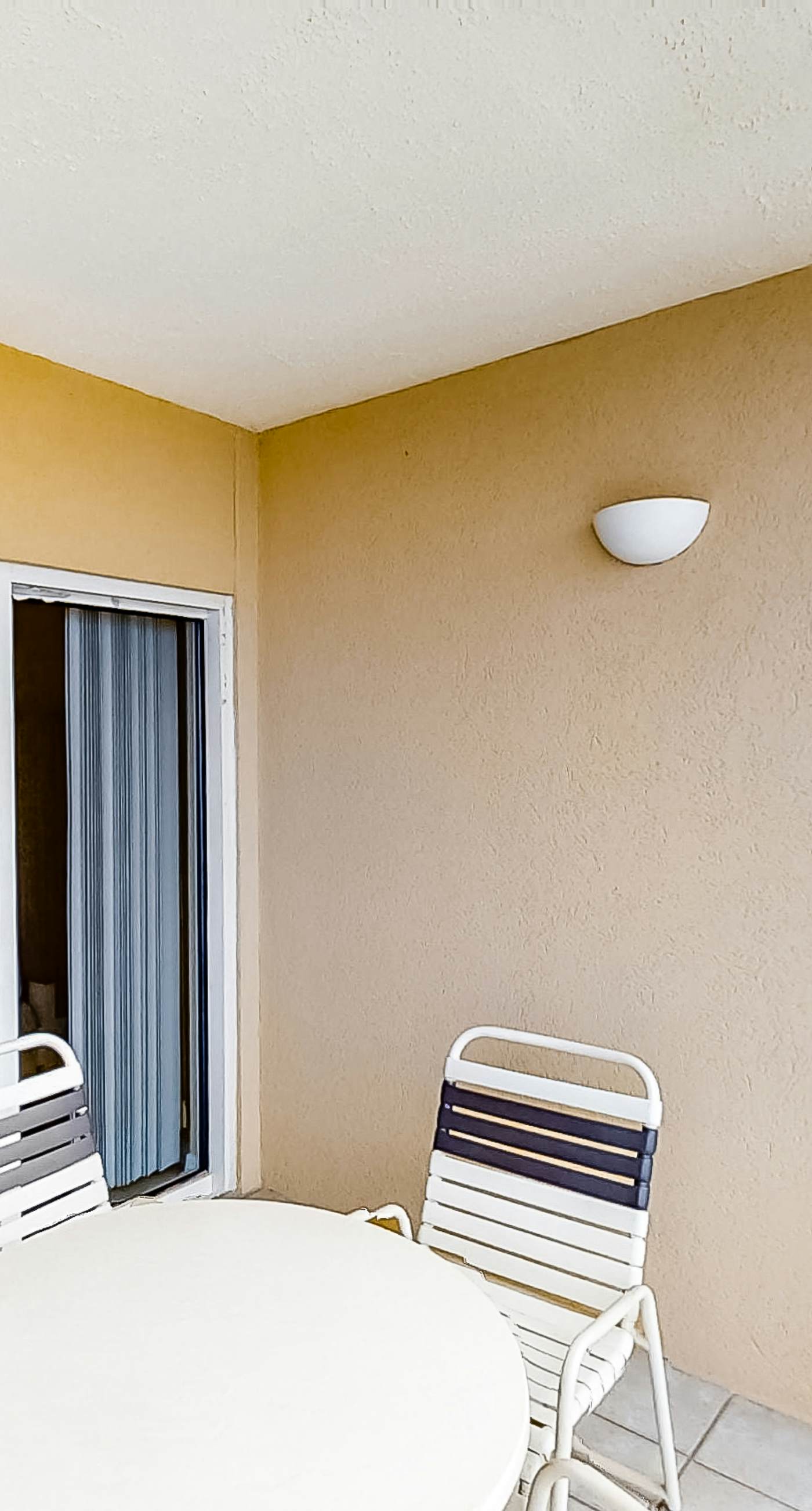 Condo with Partial Gulf View Onsite Pools, Fitness Center, Dry Sauna