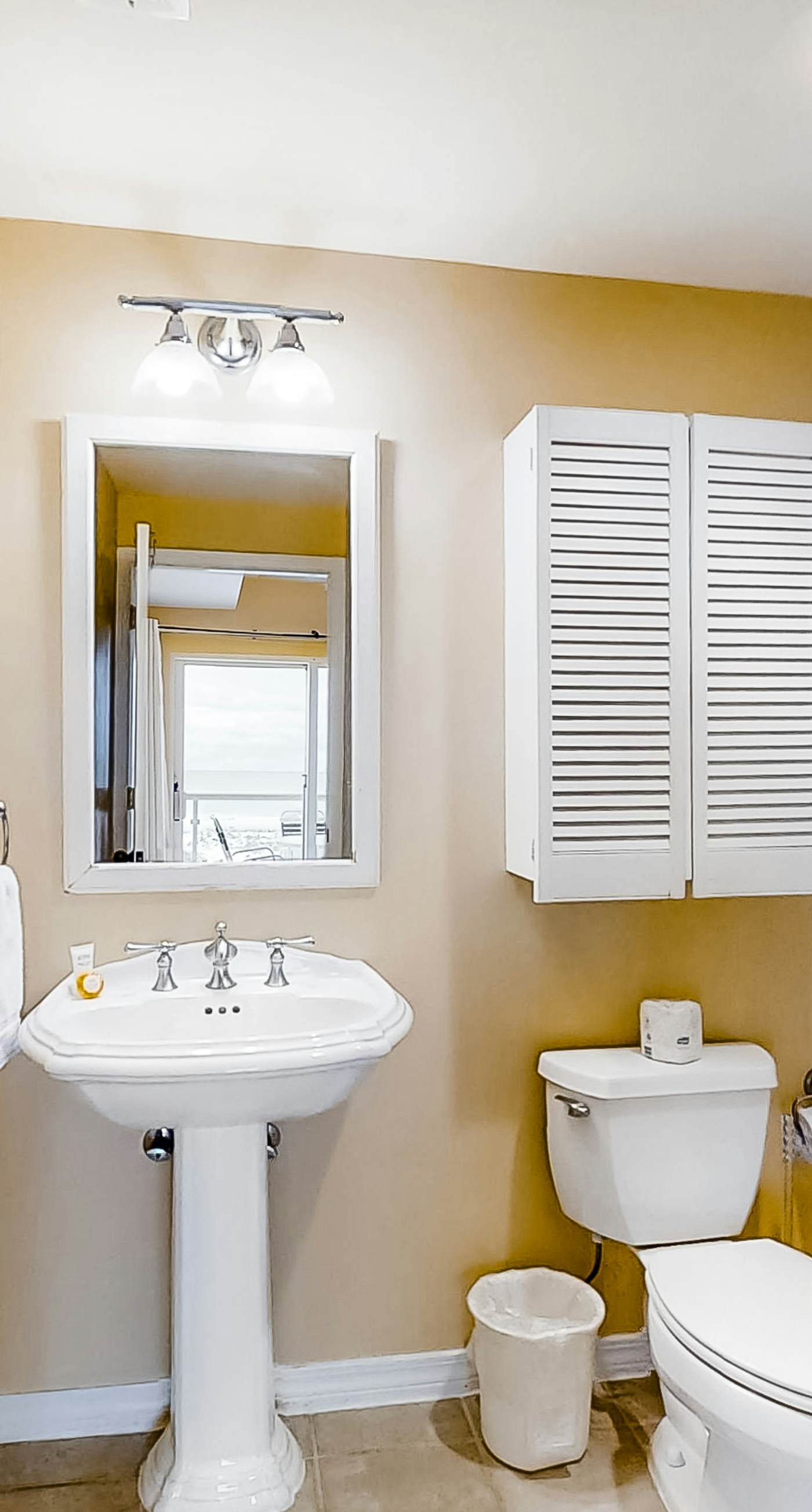 Condo with Partial Gulf View Onsite Pools, Fitness Center, Dry Sauna