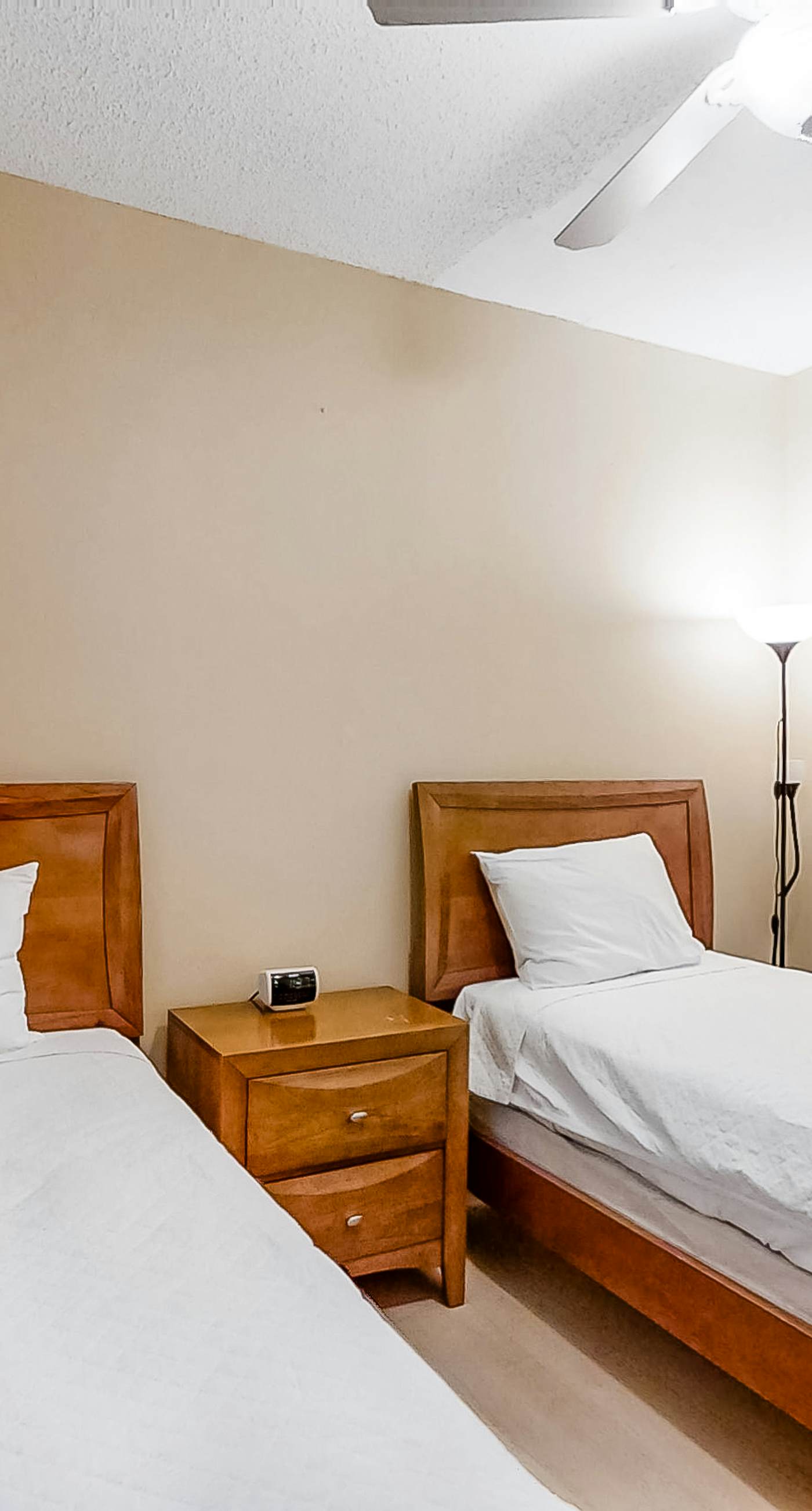 Condo with Partial Gulf View Onsite Pools, Fitness Center, Dry Sauna