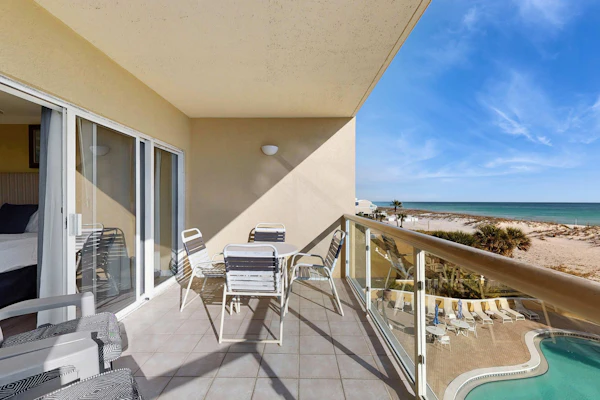 Condo with Partial Gulf View Onsite Pools, Fitness Center, Dry Sauna