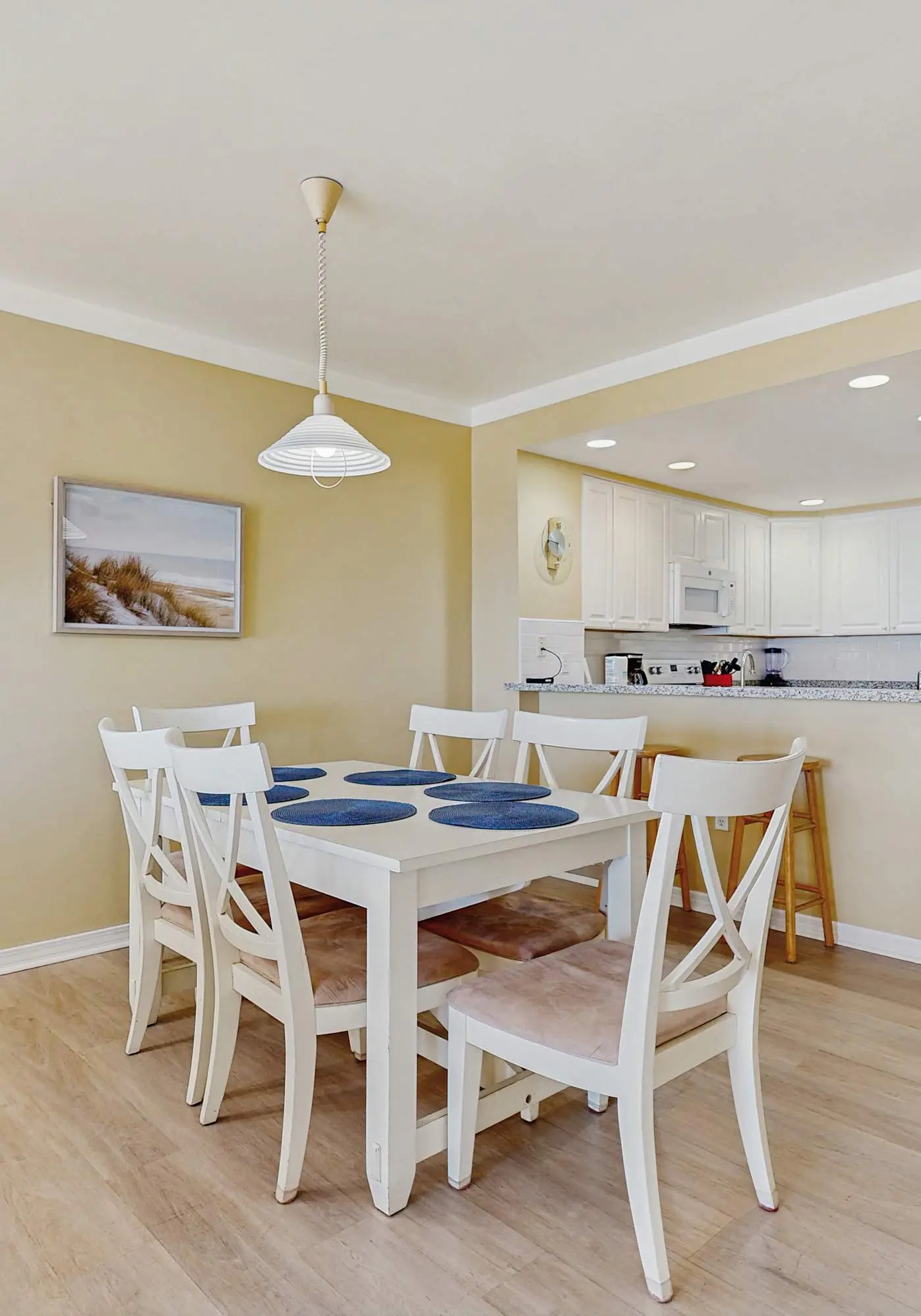Condo with Partial Gulf View Onsite Pools, Fitness Center, Dry Sauna