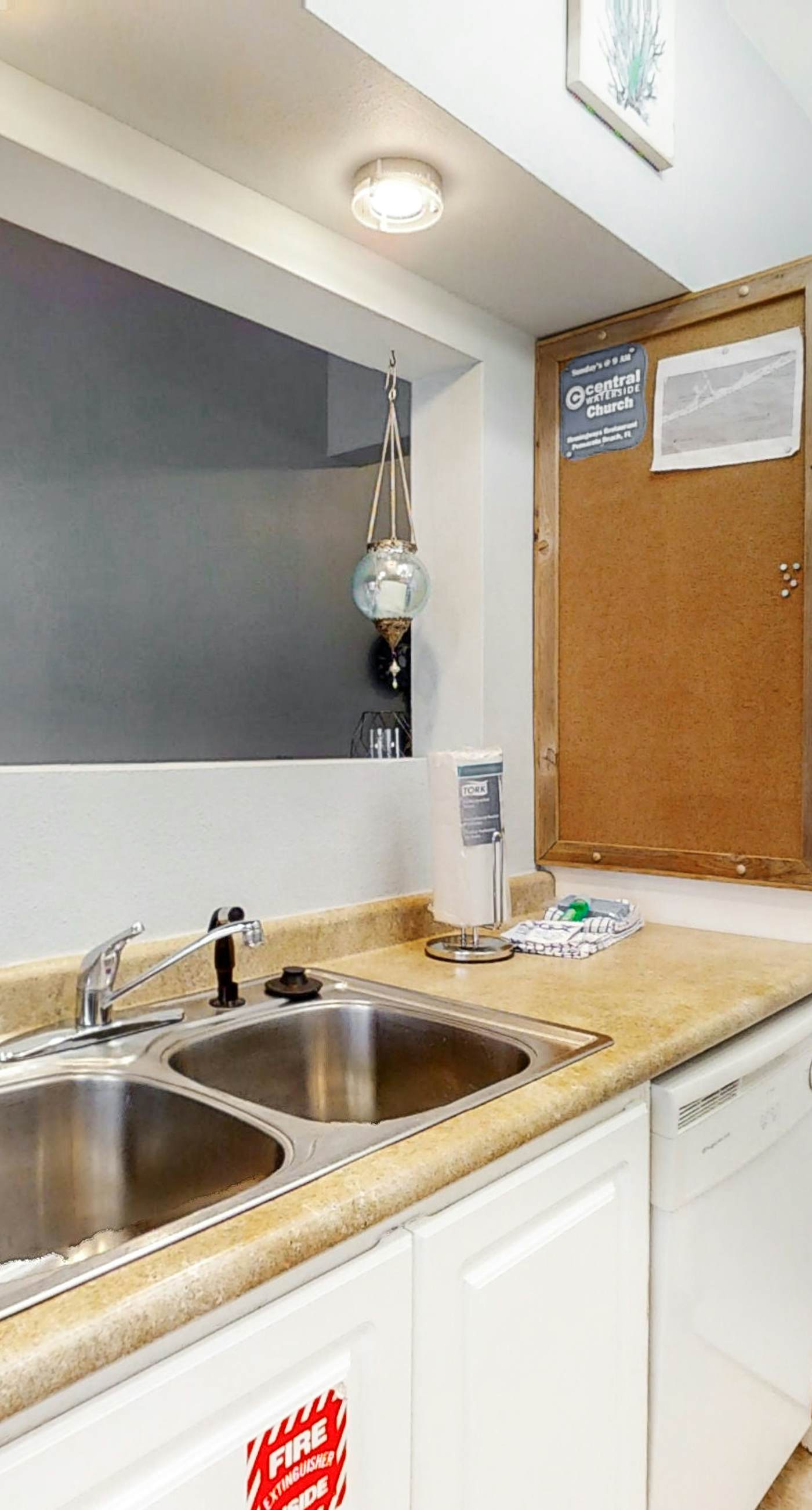 Sound side condo with pool, central AC, & washer/dryer - snowbirds welcome