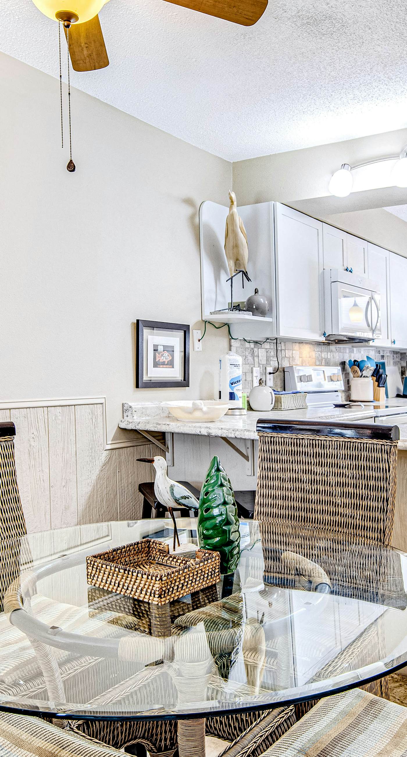 Convenient condo near beach with pool, balcony, & W/D - snowbird-friendly