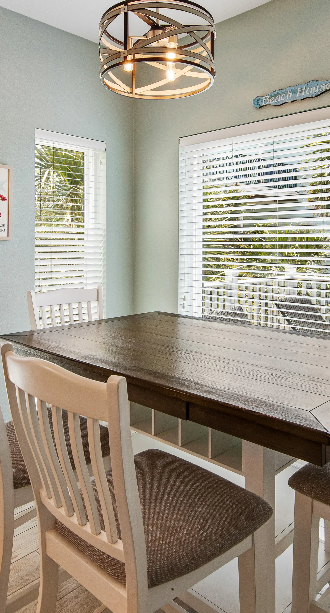 Stunning Beach Retreat with Shared Pool, Beach Access, Large Balcony & Gas Grill