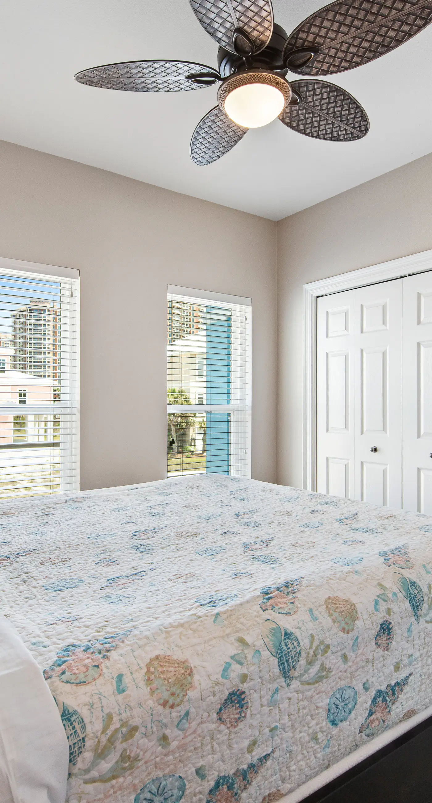 Stunning Beach Retreat with Shared Pool, Beach Access, Large Balcony & Gas Grill