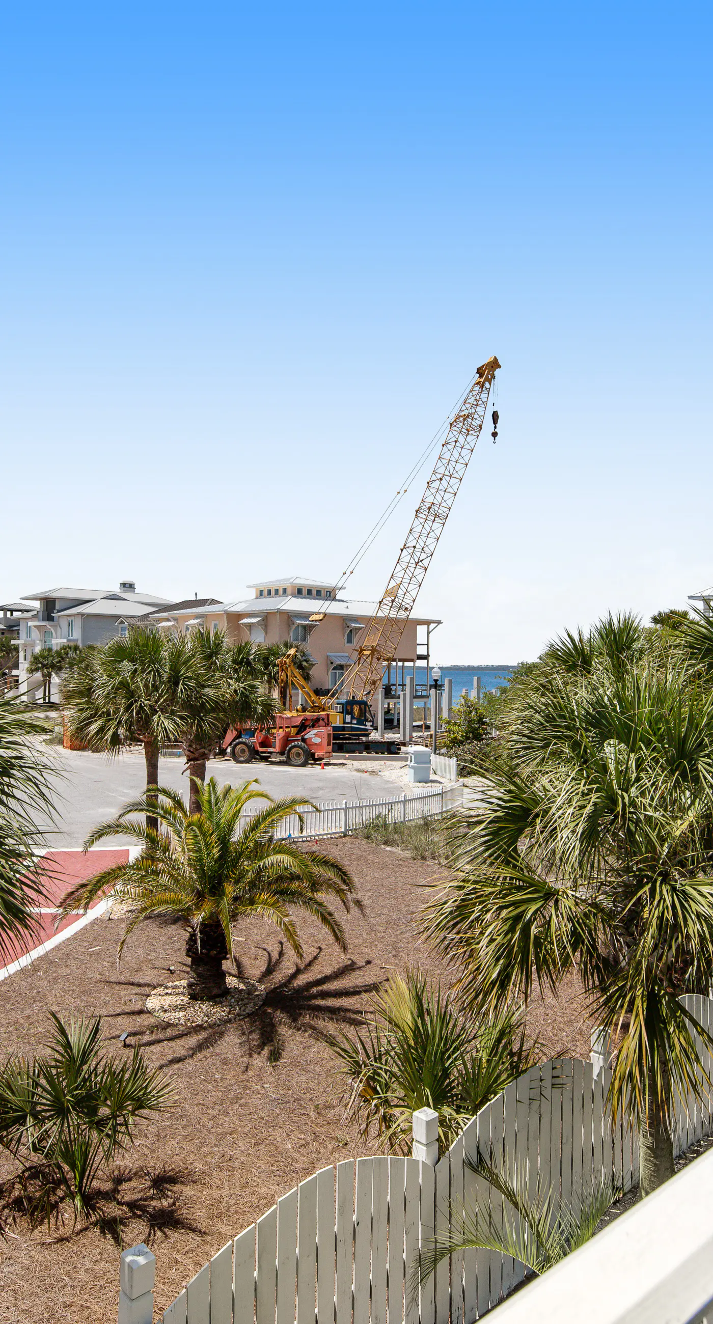 Stunning Beach Retreat with Shared Pool, Beach Access, Large Balcony & Gas Grill