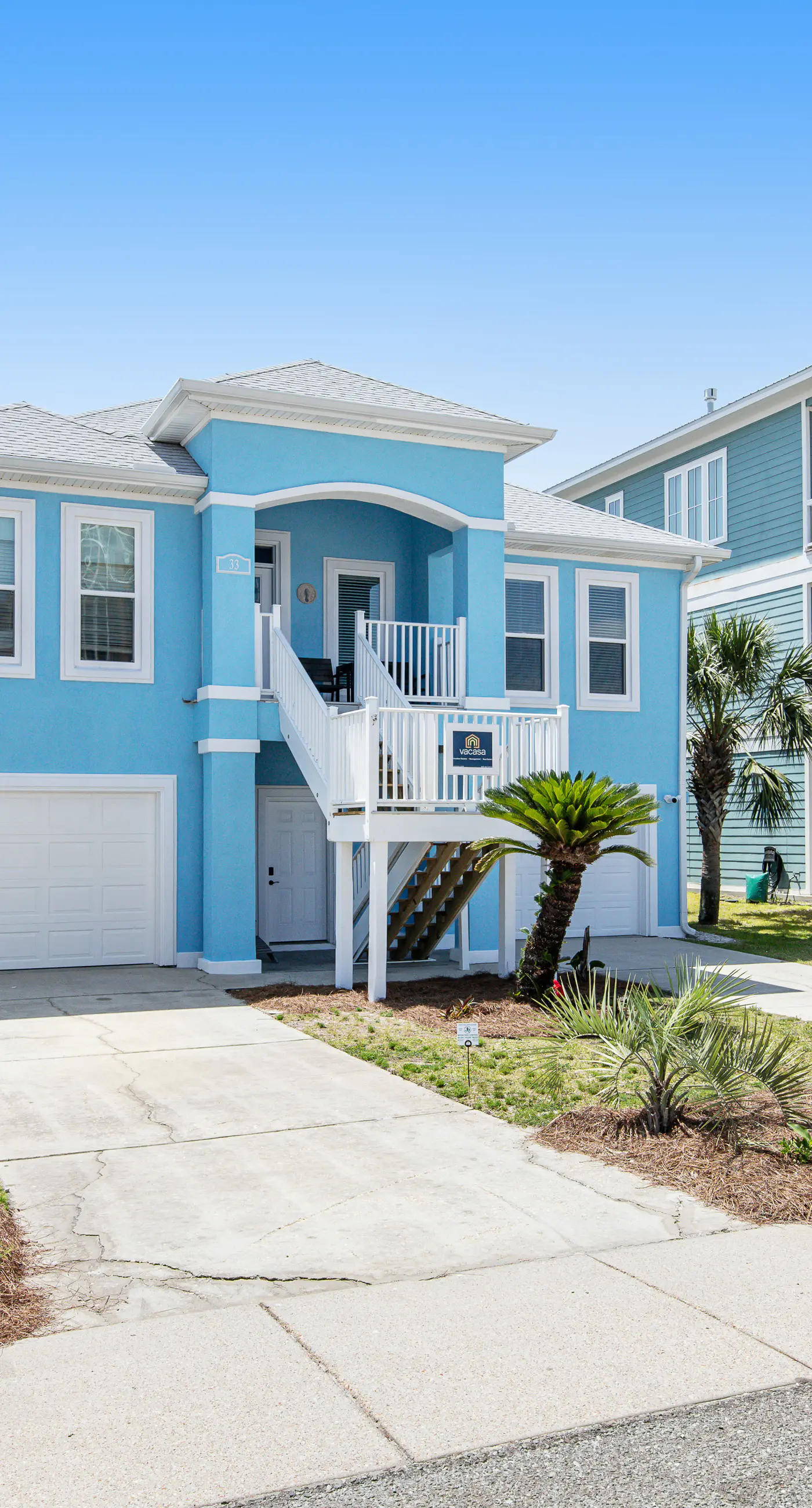 Stunning Beach Retreat with Shared Pool, Beach Access, Large Balcony & Gas Grill