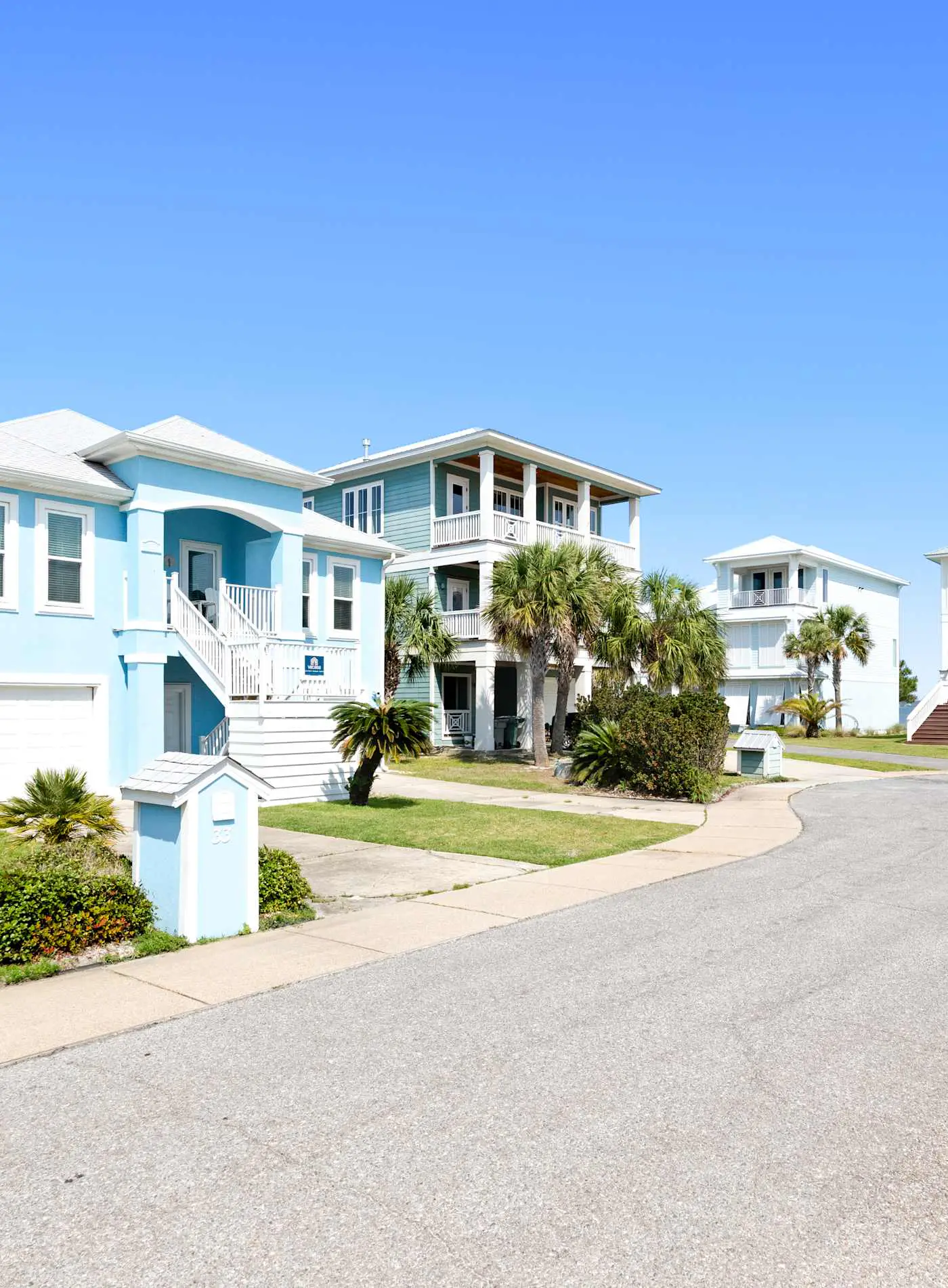 Stunning Beach Retreat with Shared Pool, Beach Access, Large Balcony & Gas Grill