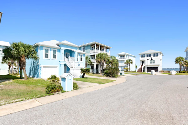 Stunning Beach Retreat with Shared Pool, Beach Access, Large Balcony & Gas Grill