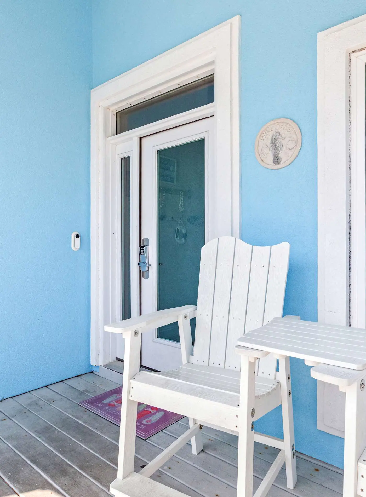 Stunning Beach Retreat with Shared Pool, Beach Access, Large Balcony & Gas Grill