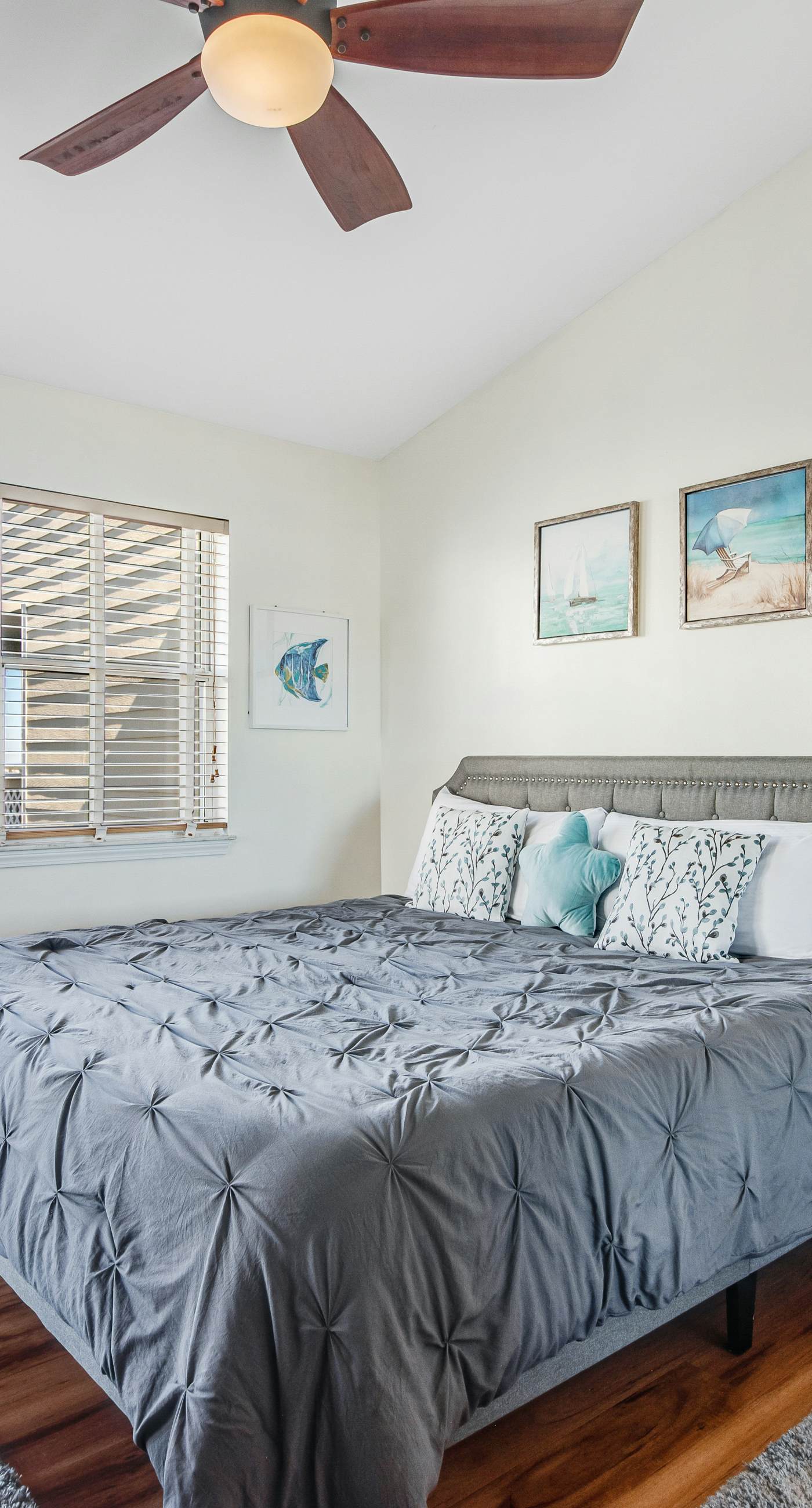 Cozy Waterfront Condo with a Shared Pool – Your Perfect Escape Awaits