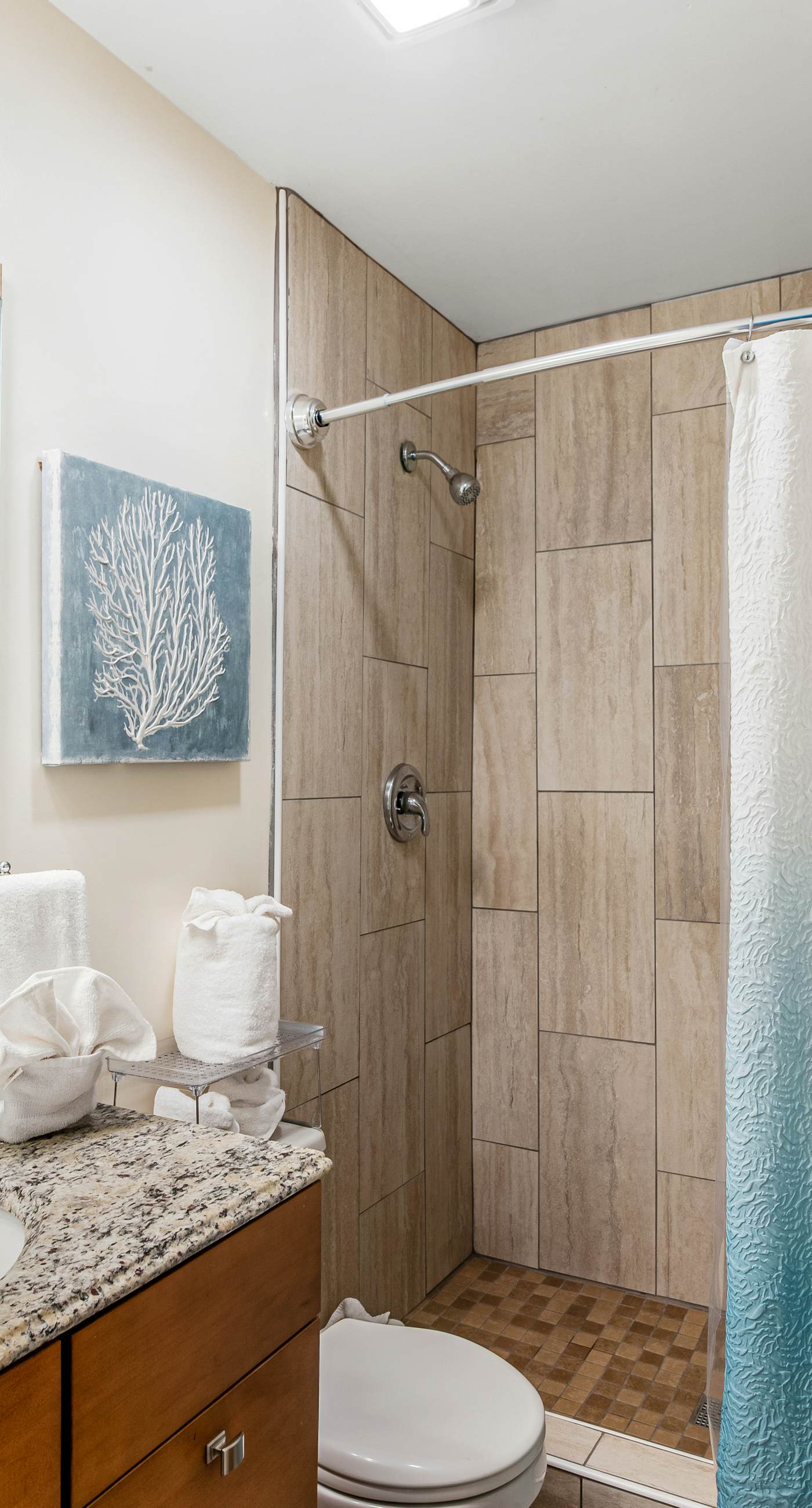 Cozy Waterfront Condo with a Shared Pool – Your Perfect Escape Awaits