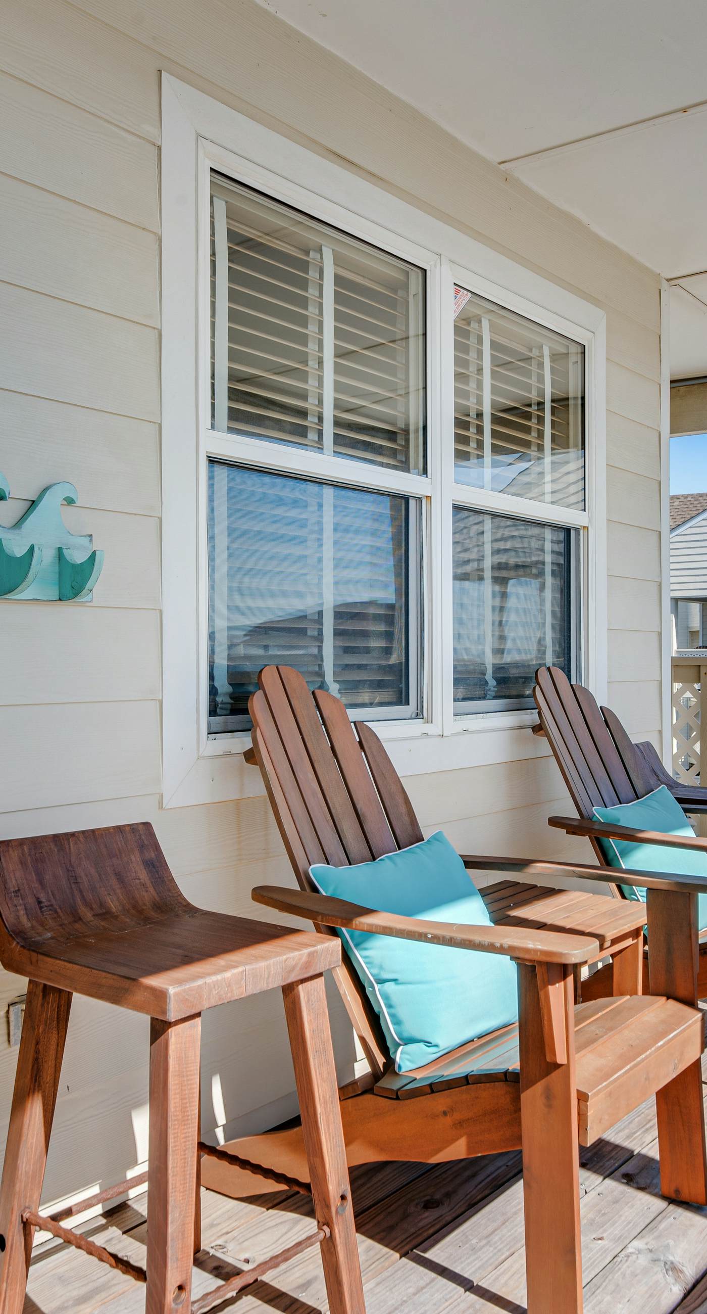 Cozy Waterfront Condo with a Shared Pool – Your Perfect Escape Awaits