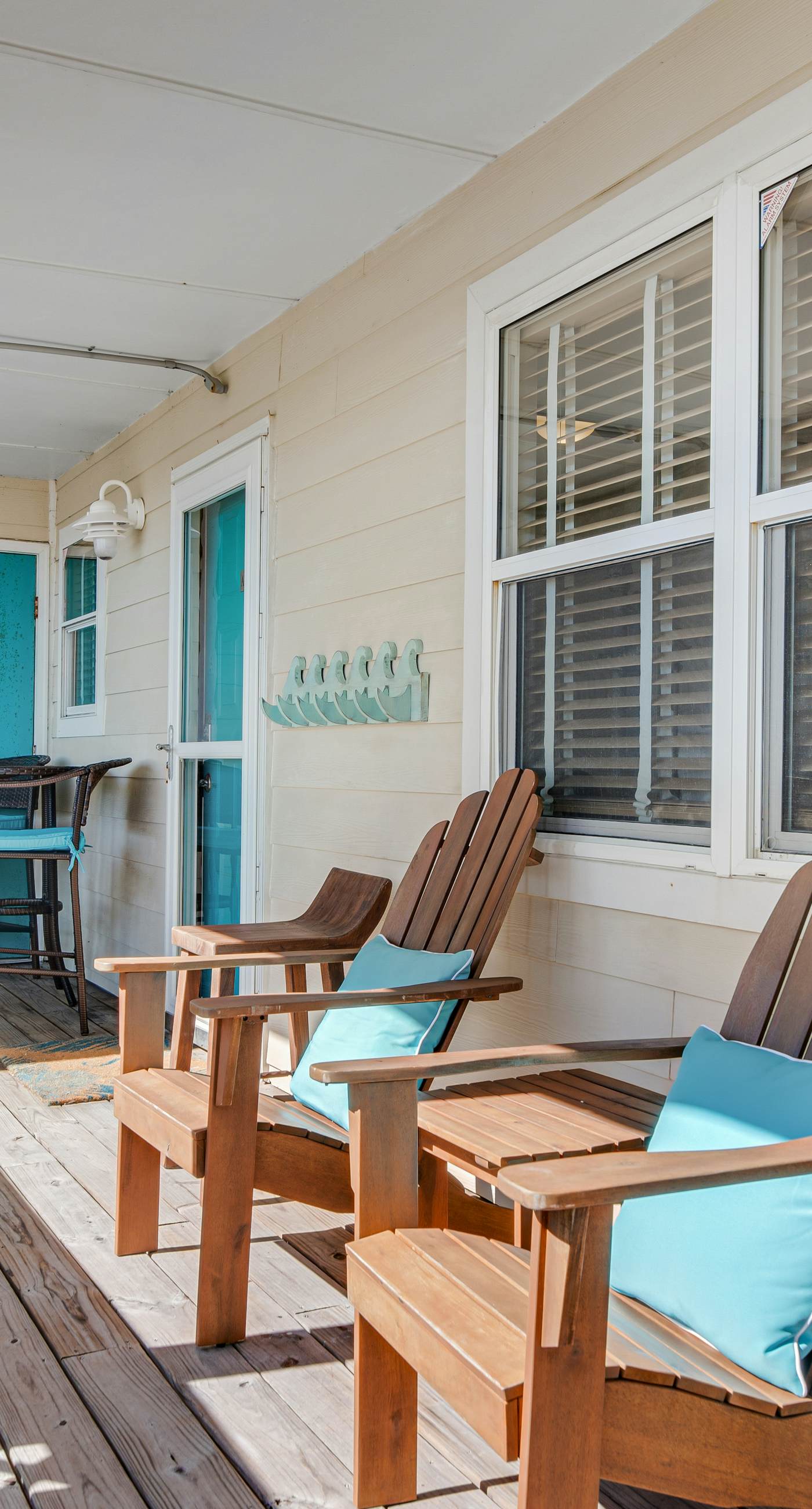 Cozy Waterfront Condo with a Shared Pool – Your Perfect Escape Awaits