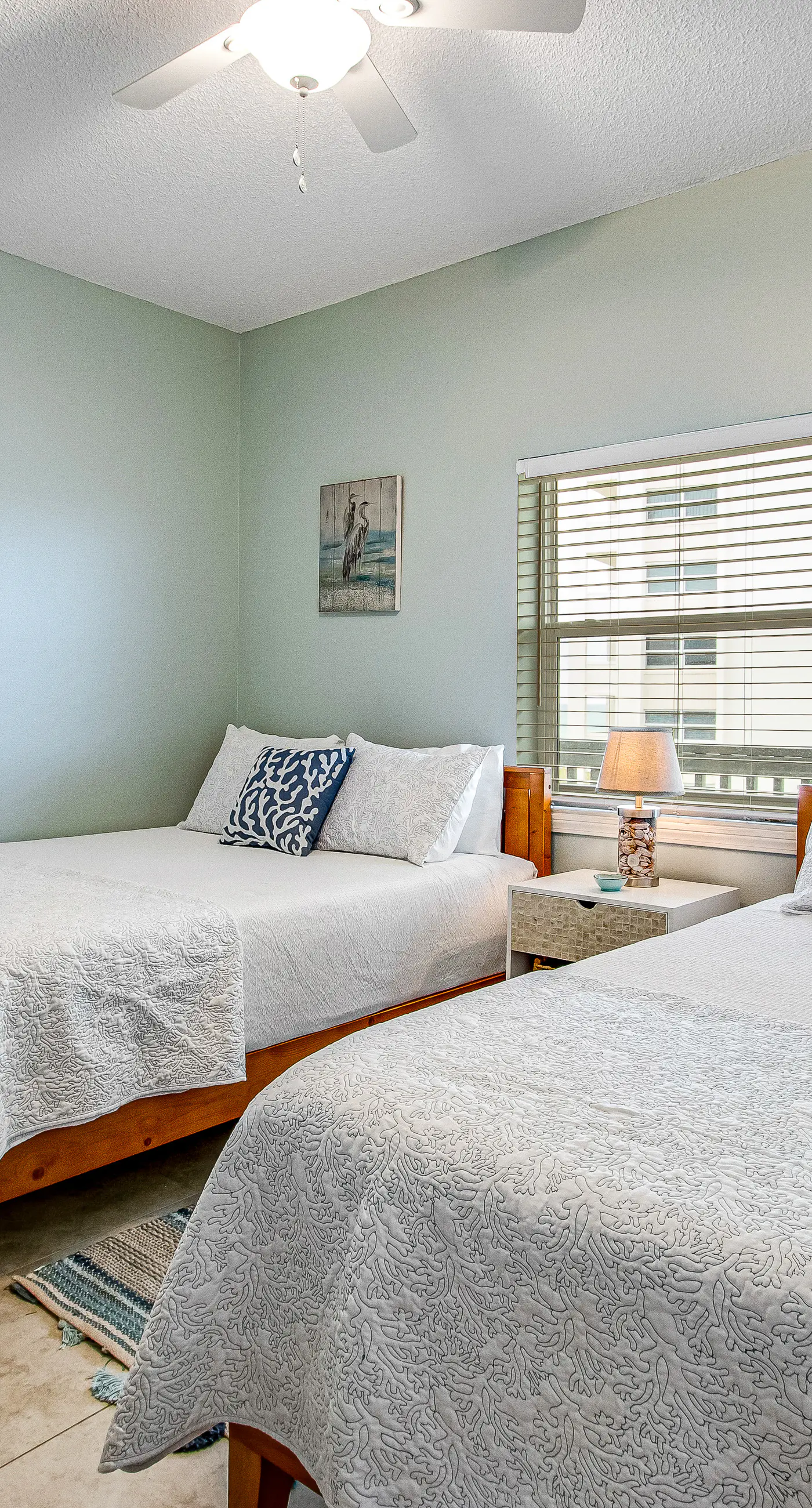 Cozy coastal condo with pool, fast WiFi, central AC, & easy beach access