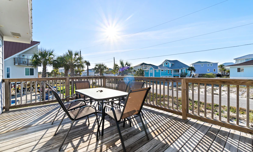 Welcoming stay near the beach with a large deck, washer/dryer, and central AC
