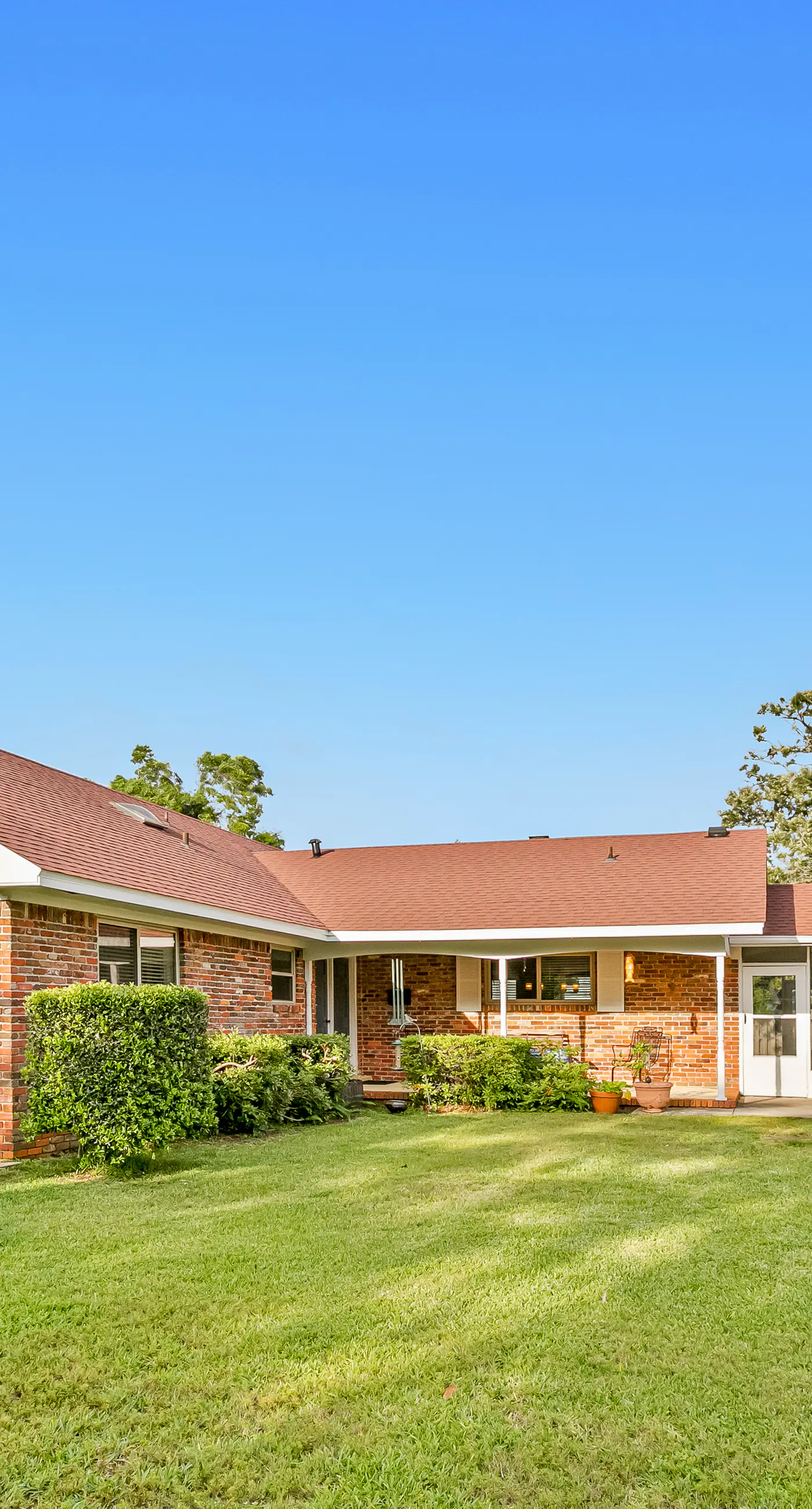 Dog-Friendly Home with Private Pool & High-Speed WiFi - Near Beach & Boat Launch