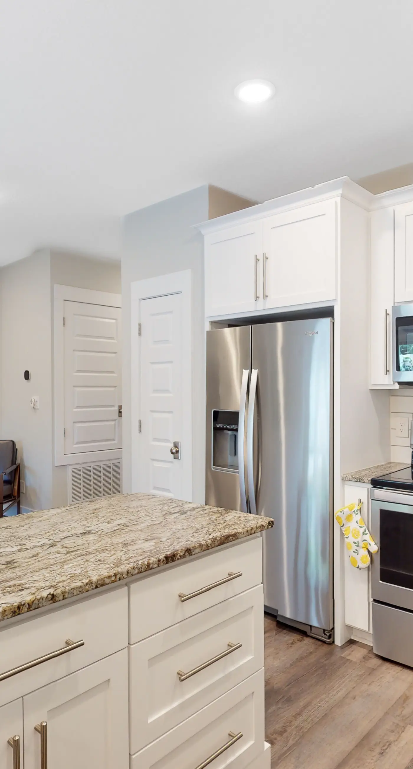 Stylish, dog-friendly townhome with firepit & enclosed yard - blocks to downtown