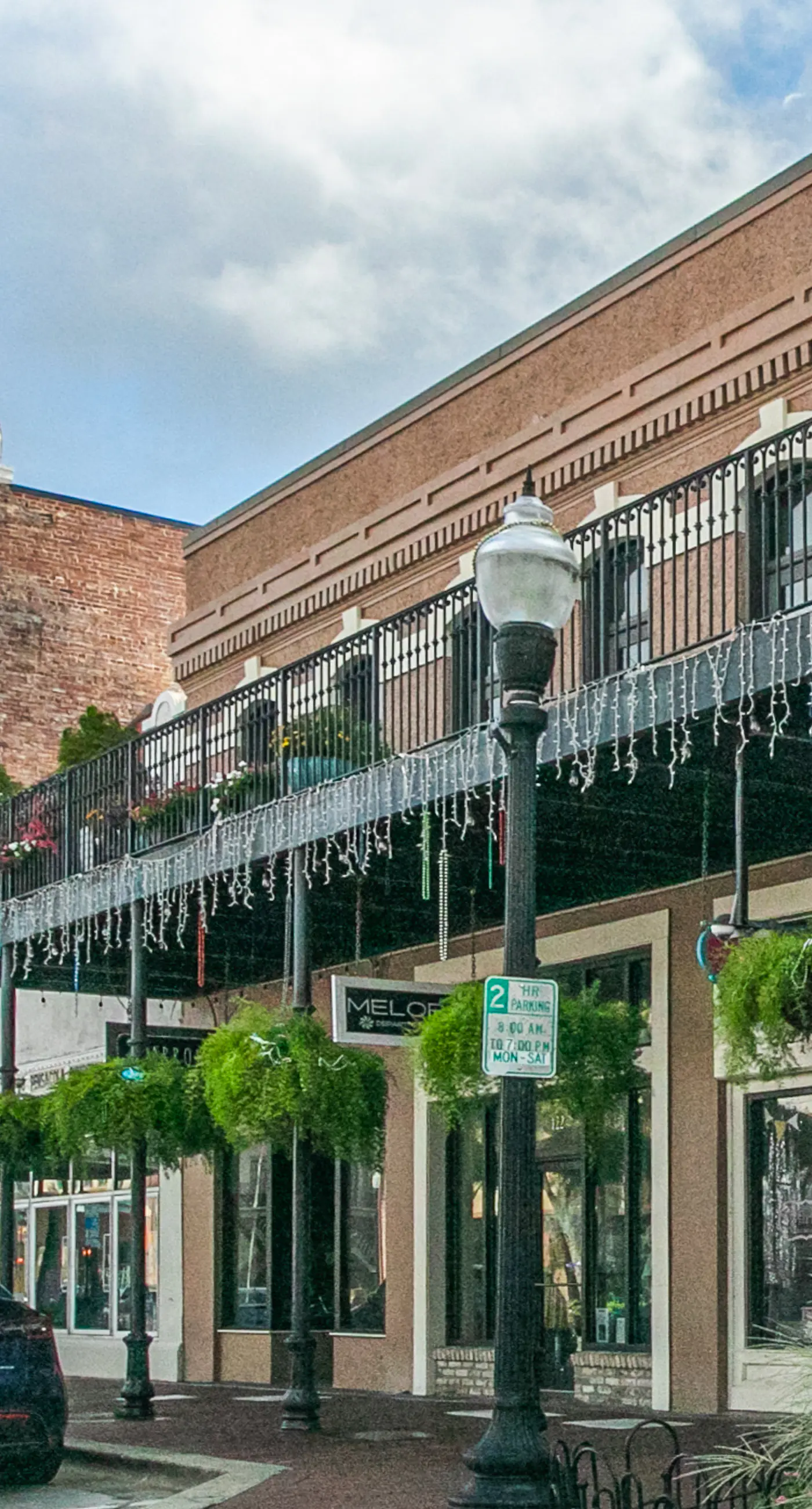Stylish, dog-friendly townhome with firepit & enclosed yard - blocks to downtown