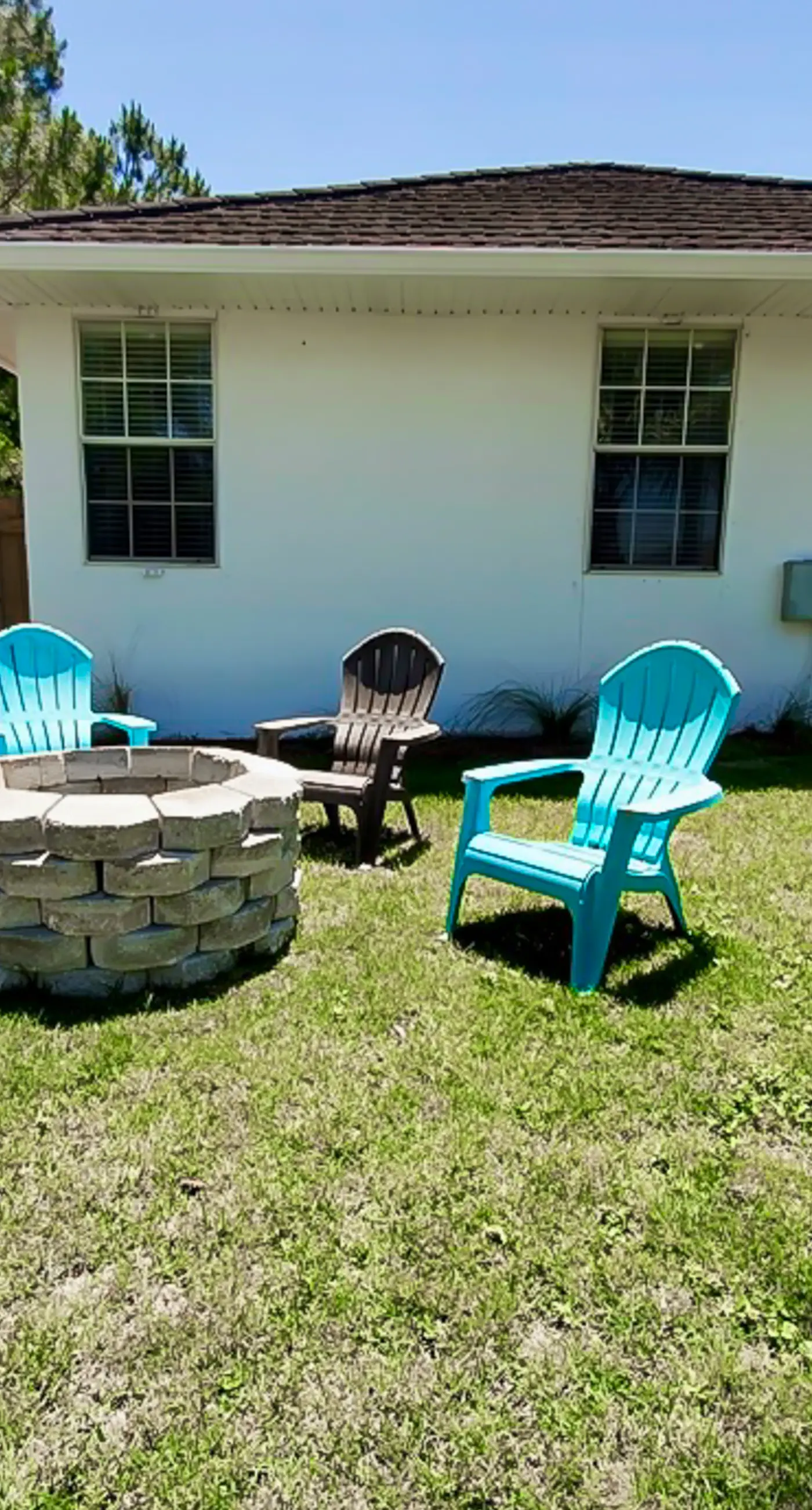 Gorgeous coastal home with plenty of space, dock and outdoor area