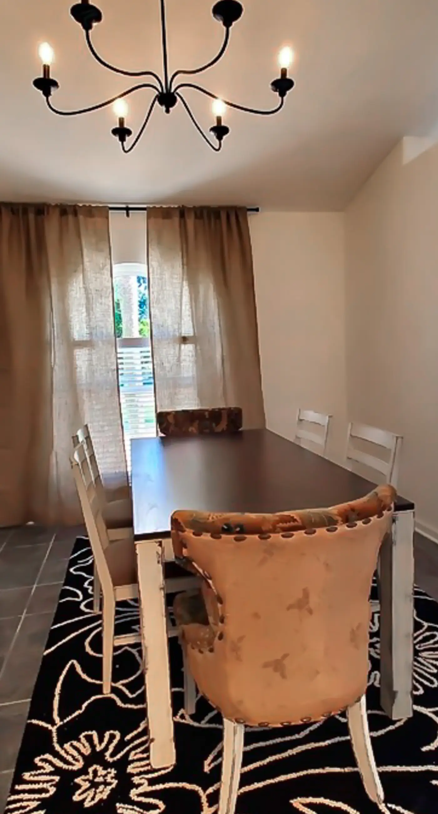 Gorgeous coastal home with plenty of space, dock and outdoor area