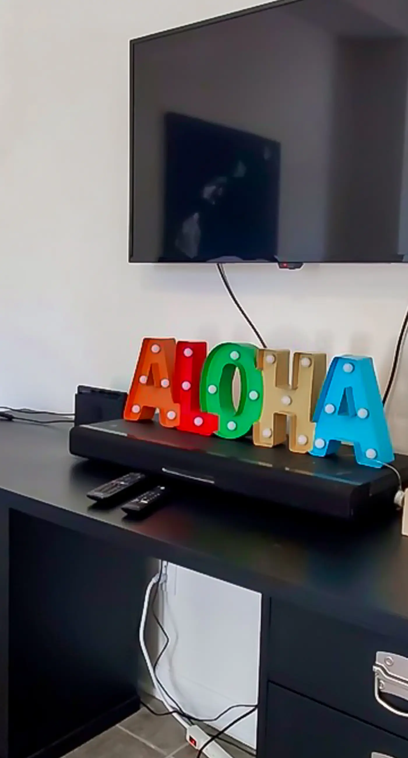 Gorgeous coastal home with plenty of space, dock and outdoor area