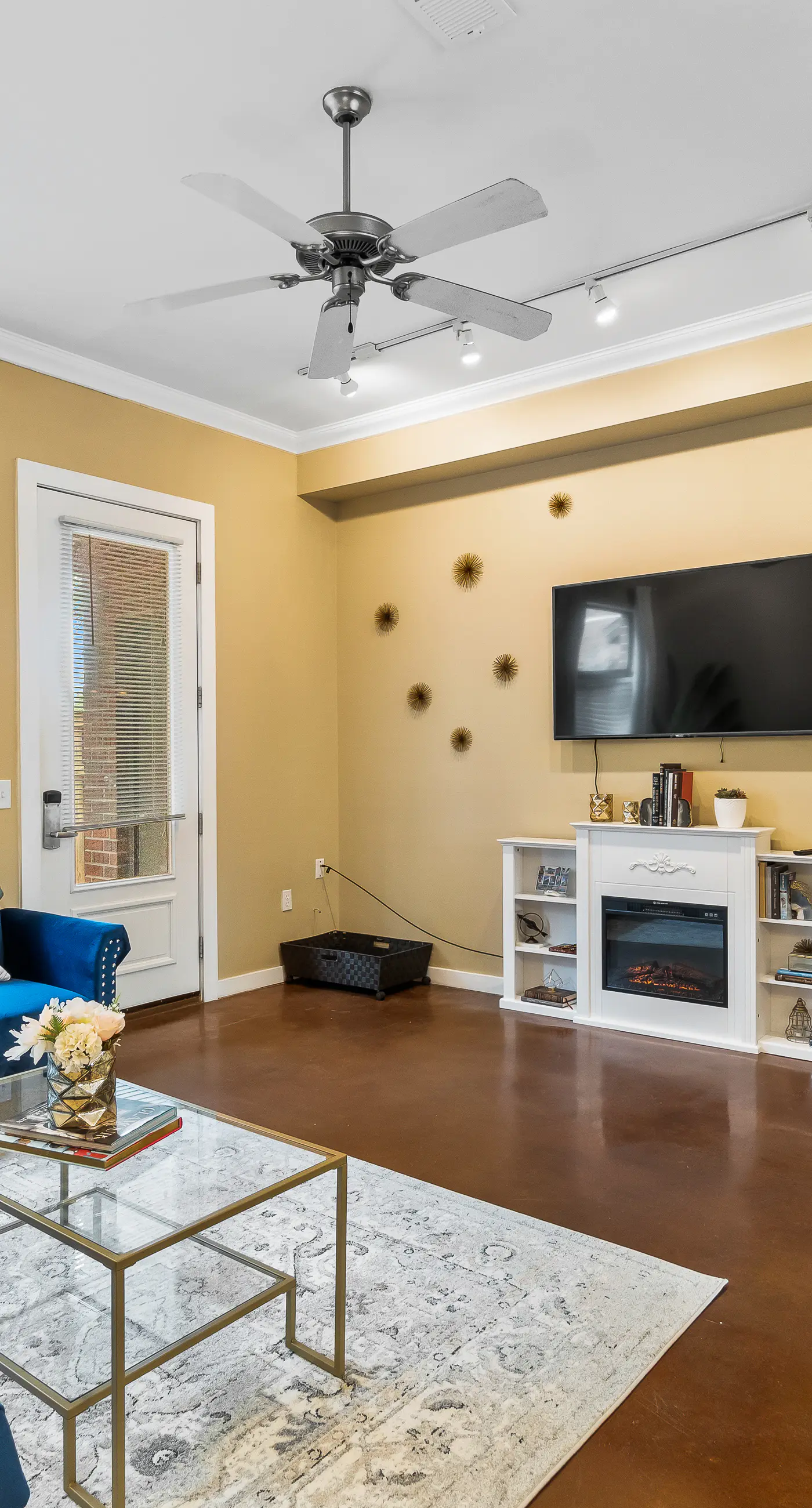 Hip & vibrant townhome near downtown with private patio, grill, AC, and WiFi