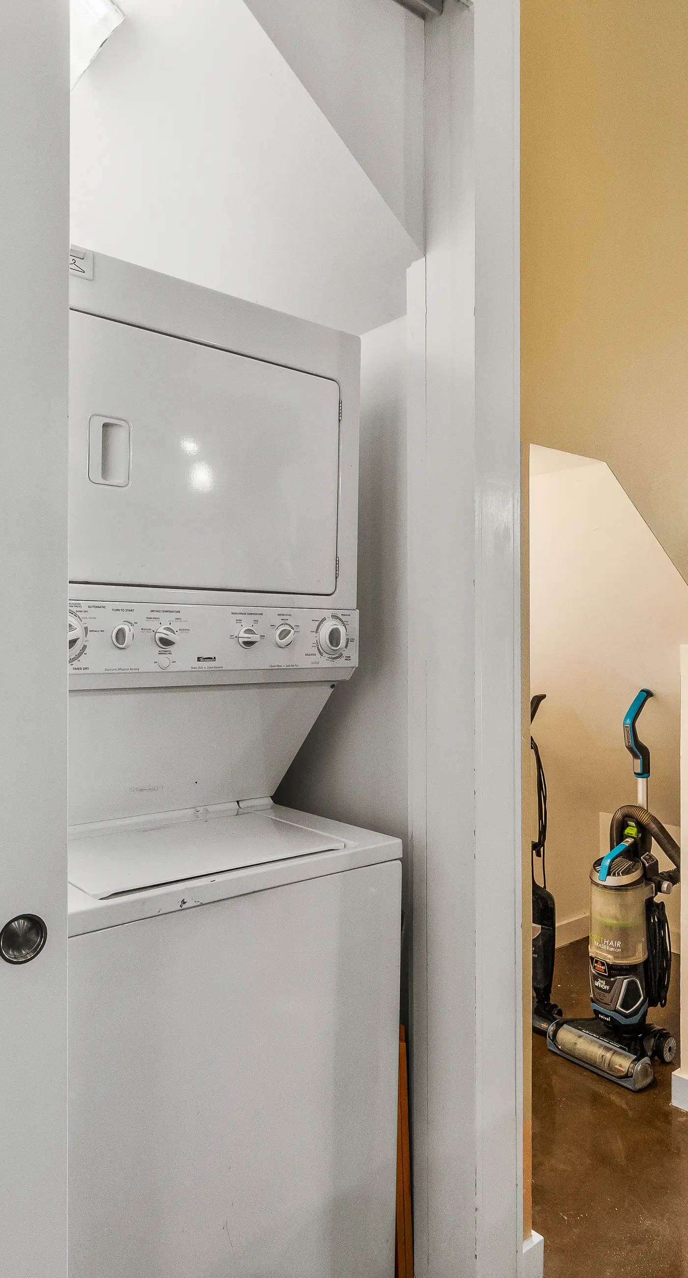 Hip & vibrant townhome near downtown with private patio, grill, AC, and WiFi