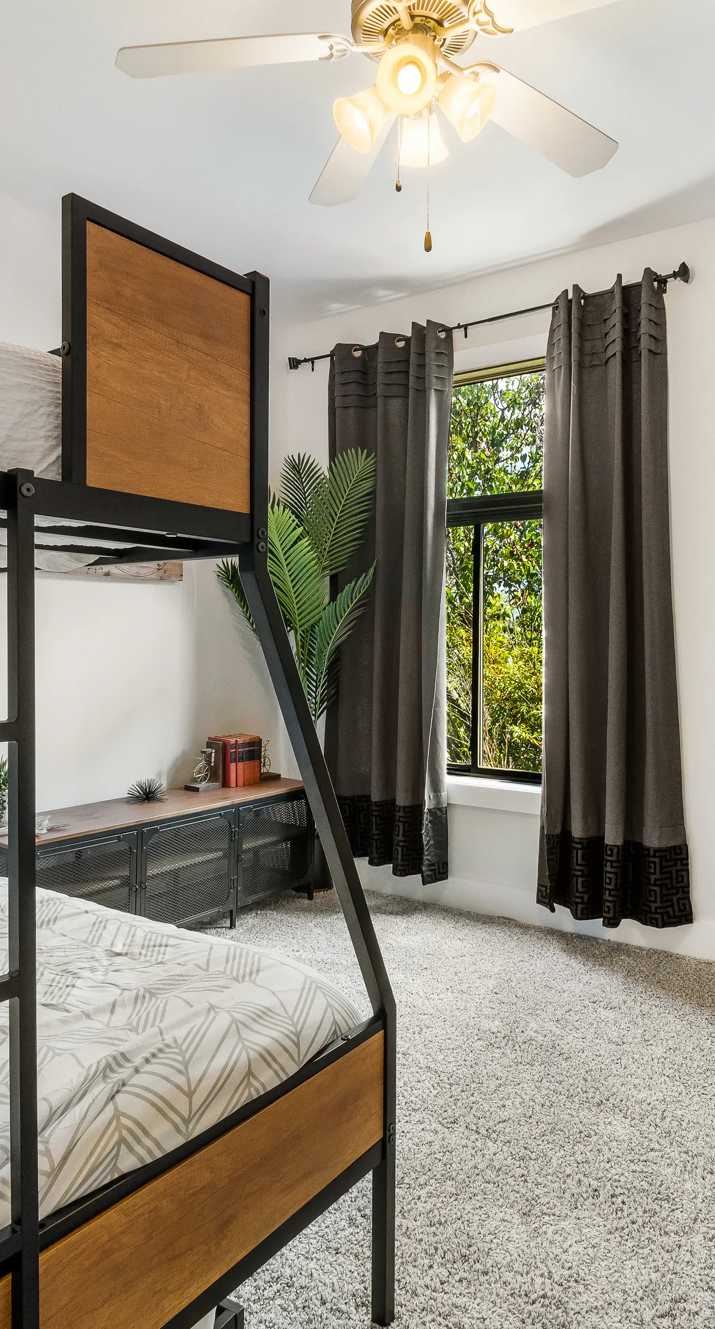 Hip & vibrant townhome near downtown with private patio, grill, AC, and WiFi